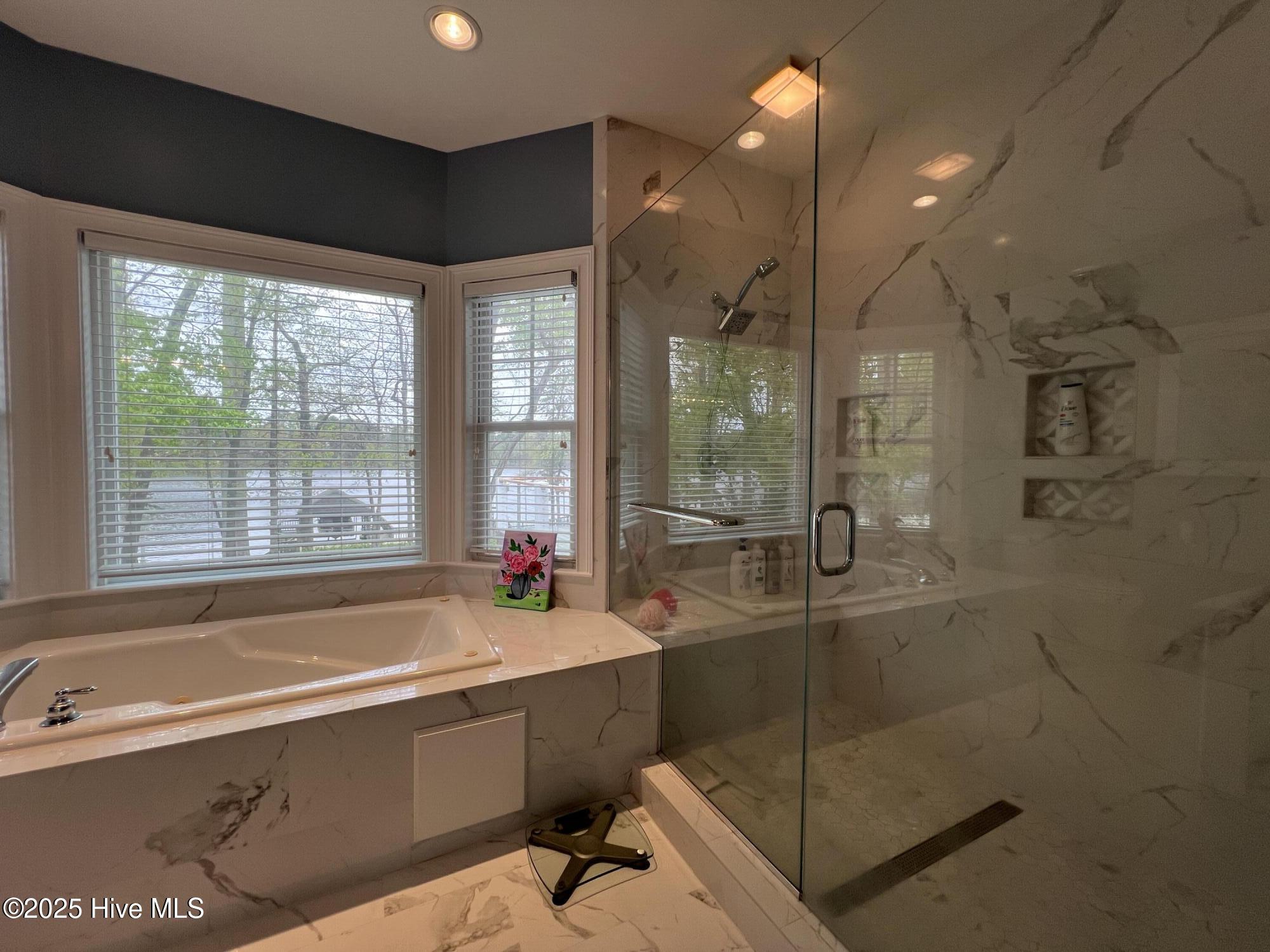 6392 Waters Edge Drive