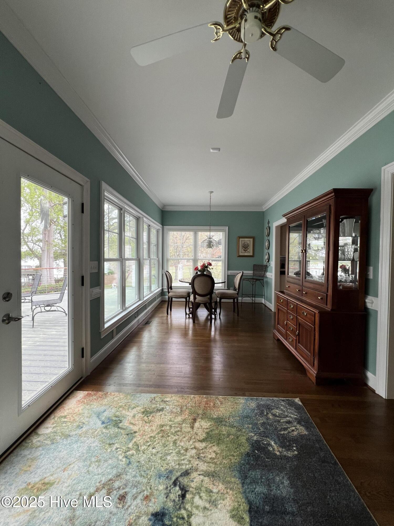 6392 Waters Edge Drive