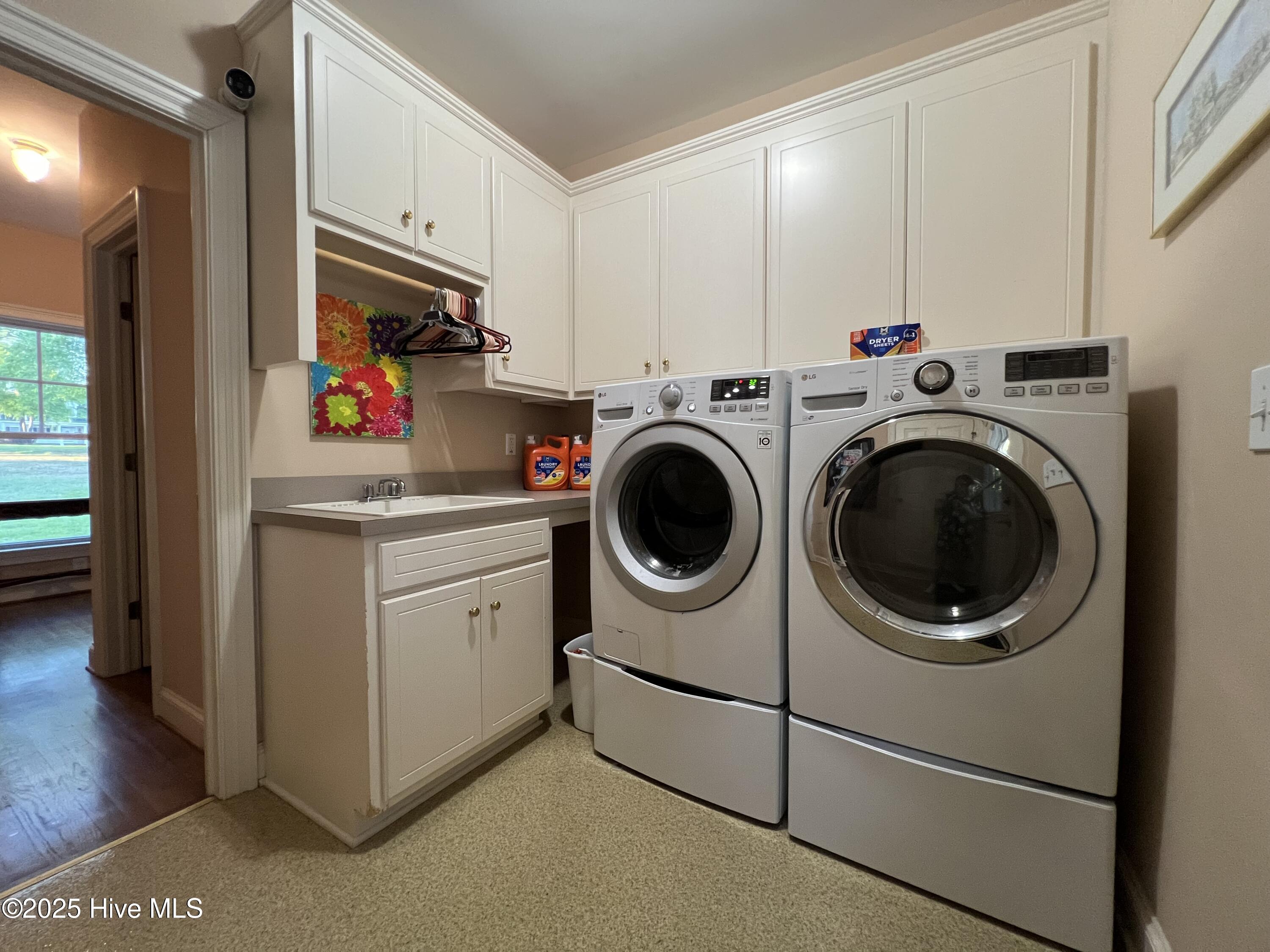 6392 Waters Edge Drive