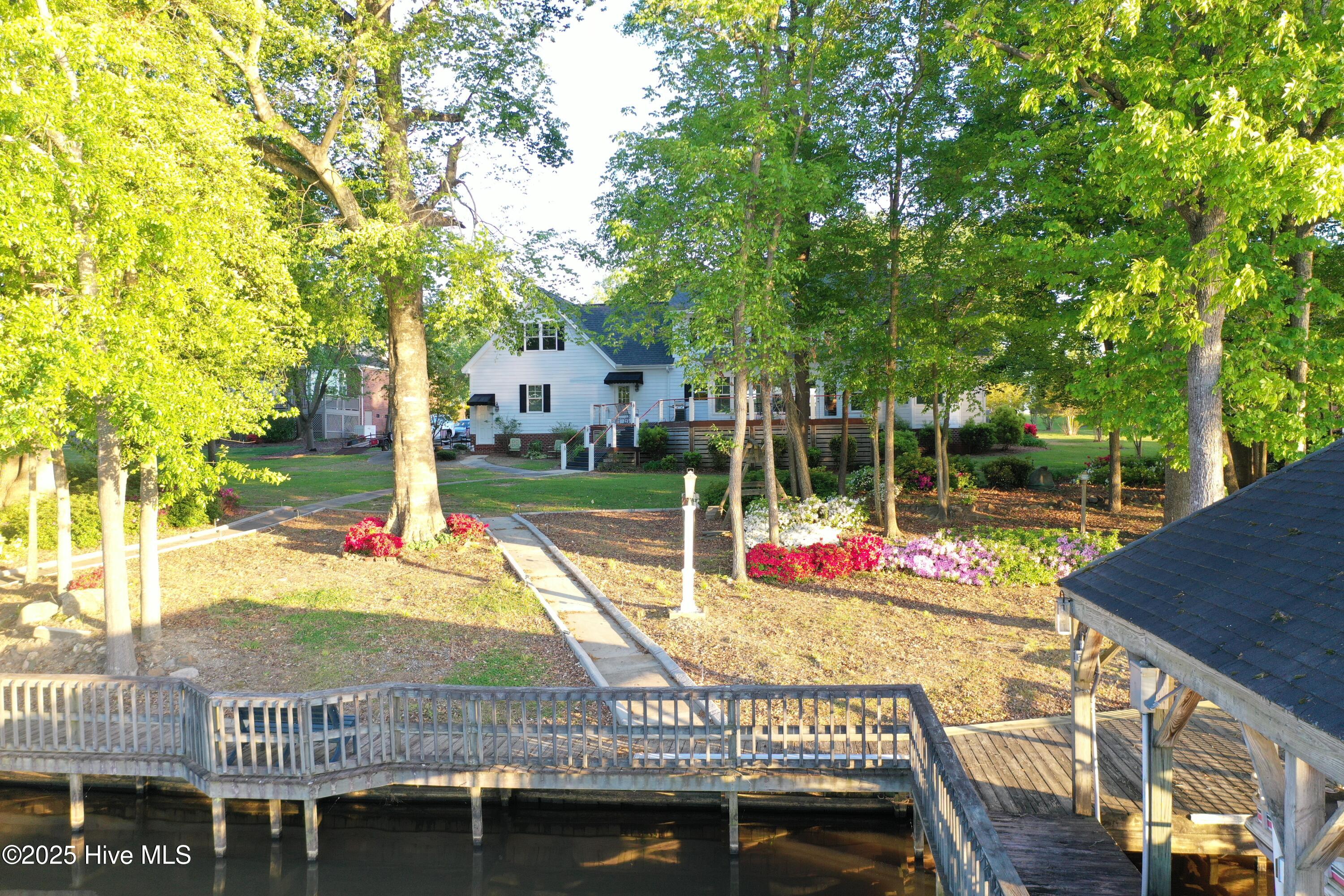 6392 Waters Edge Drive