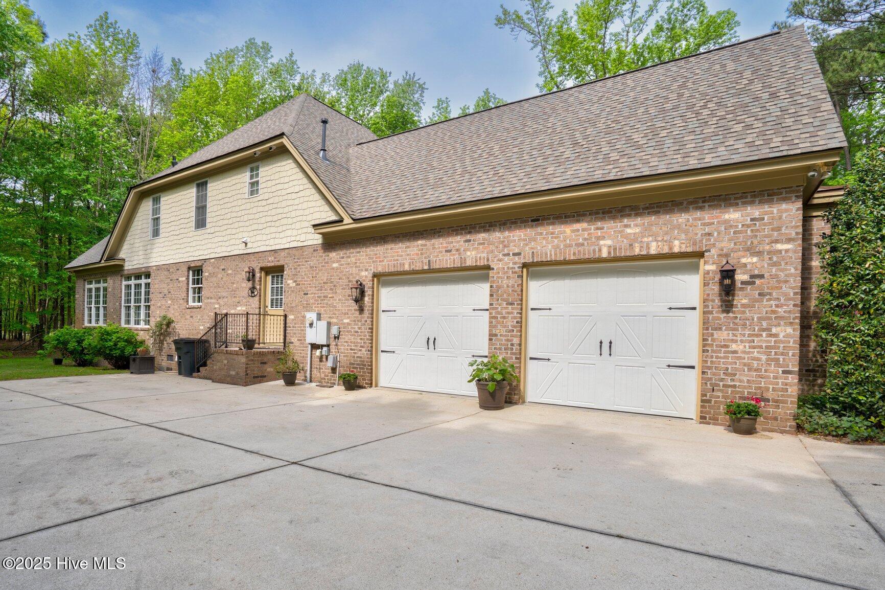 5441 Lochmere Bay Drive