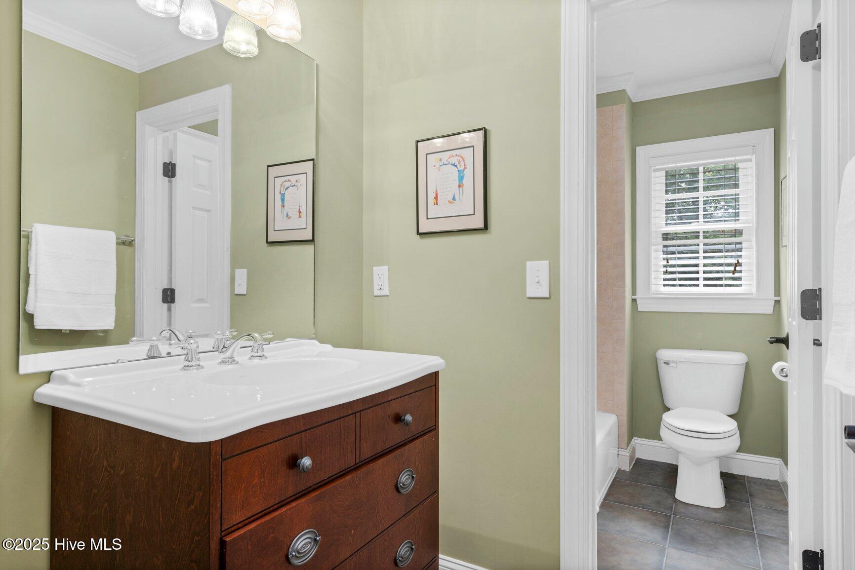 5441 Lochmere Bay Drive