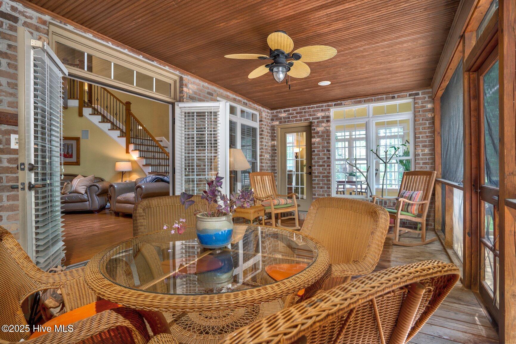 5441 Lochmere Bay Drive