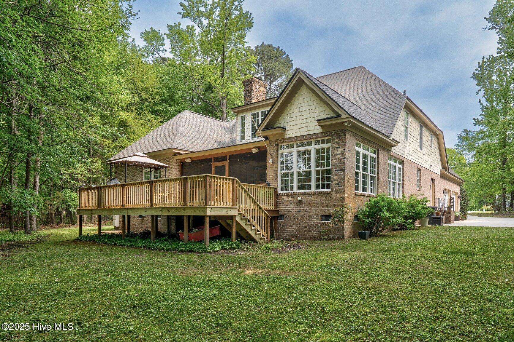 5441 Lochmere Bay Drive