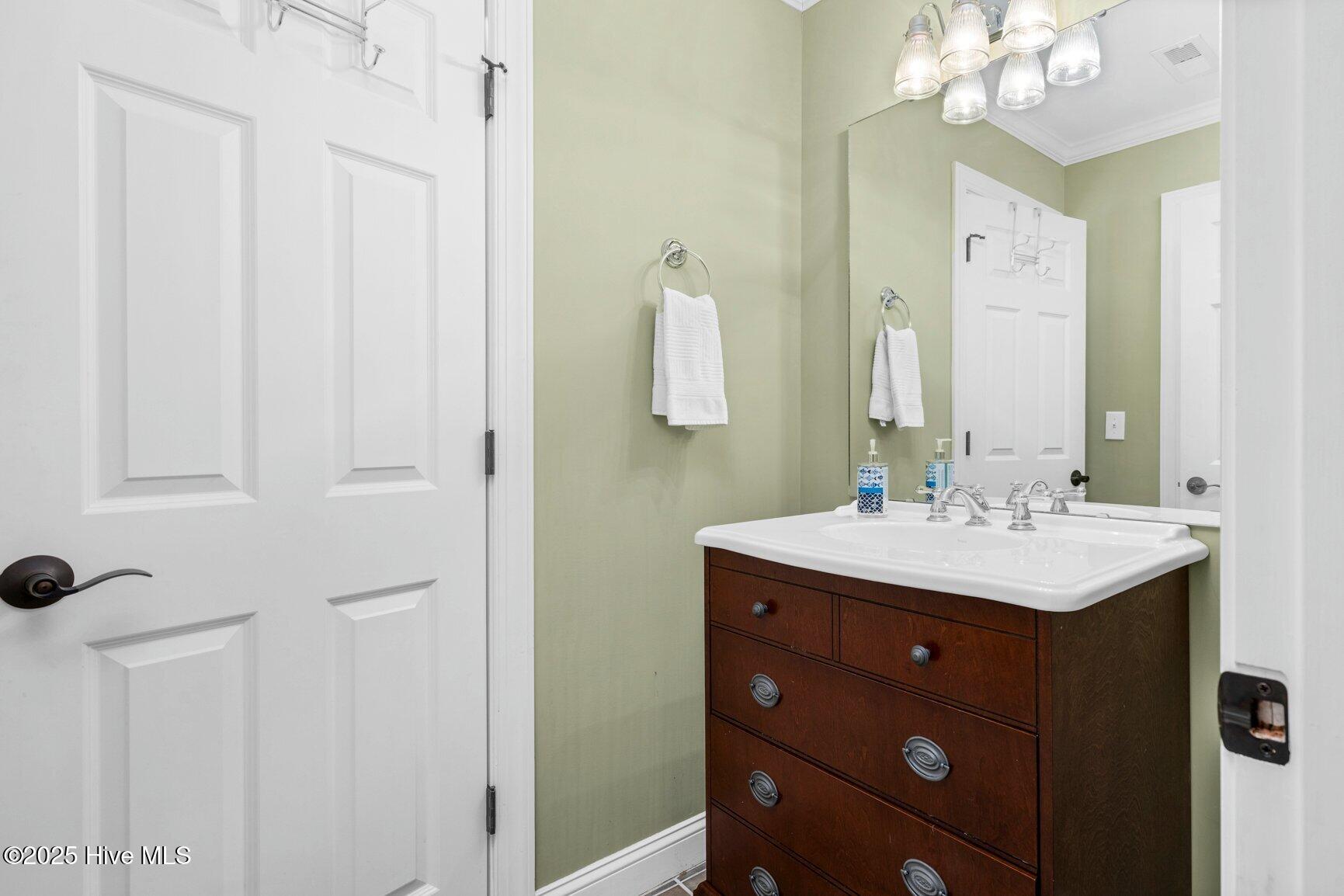 5441 Lochmere Bay Drive