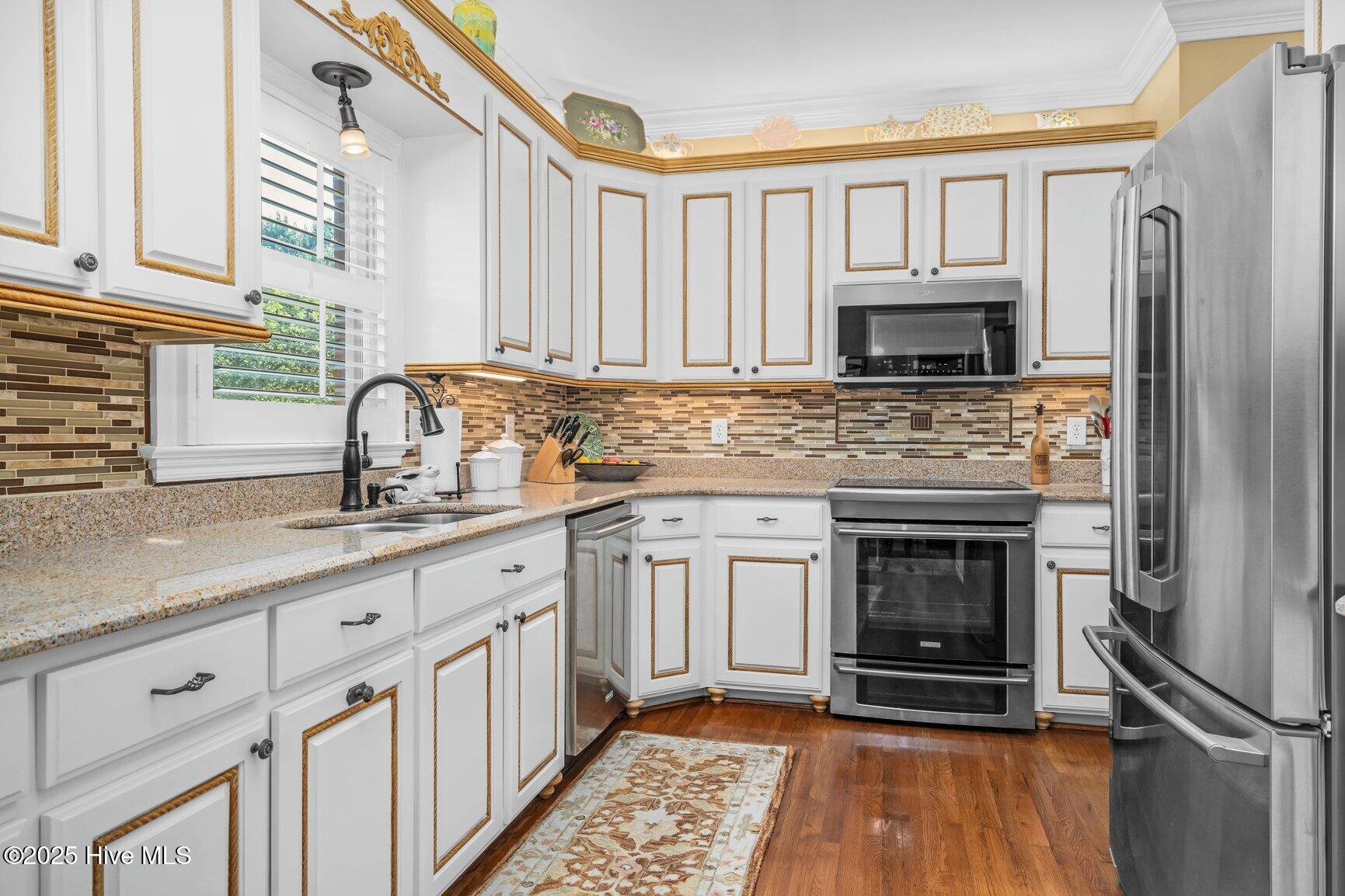 204 Ashmore Lane