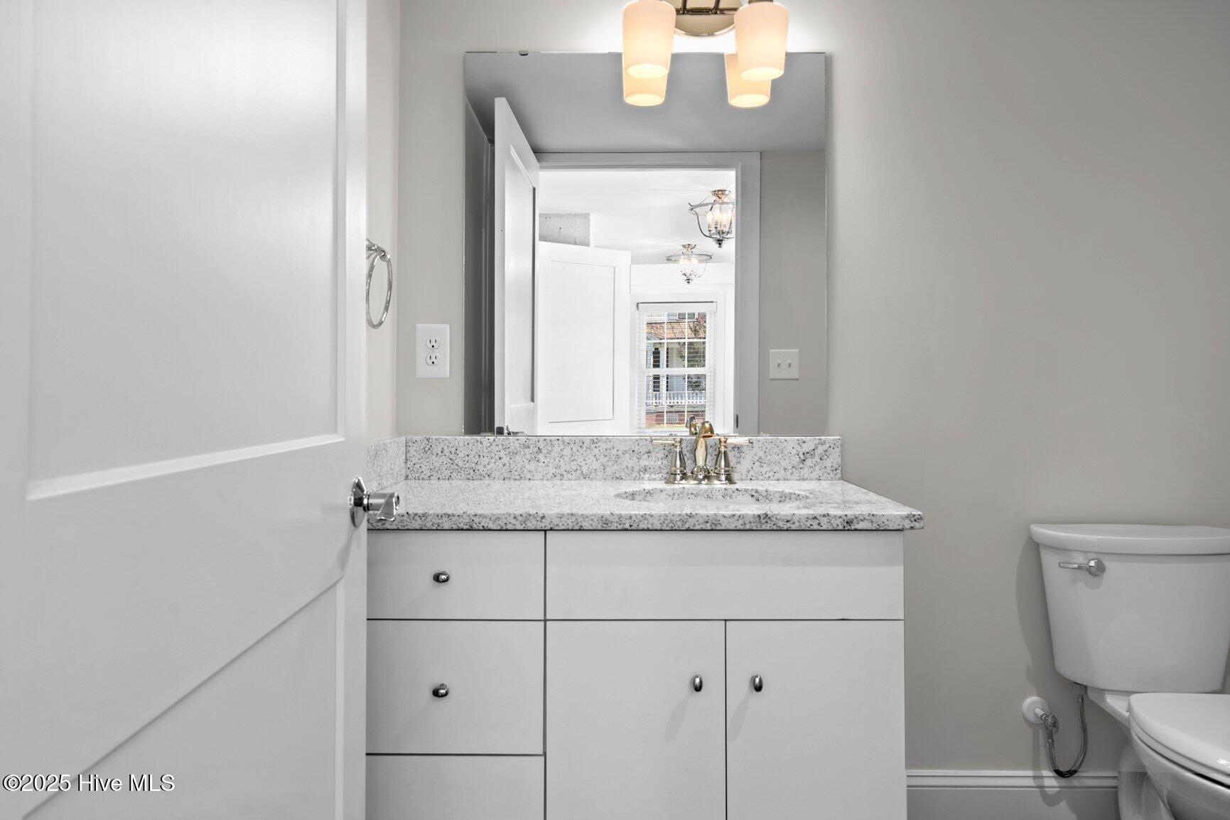 216 Whitfield Street