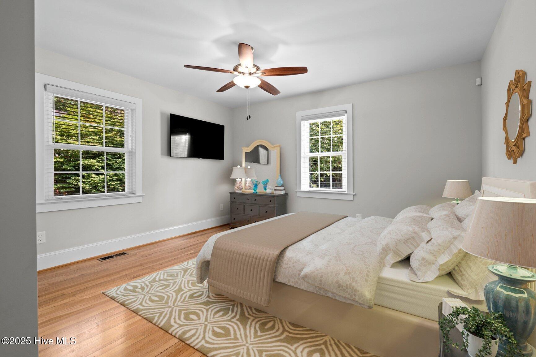 216 Whitfield Street