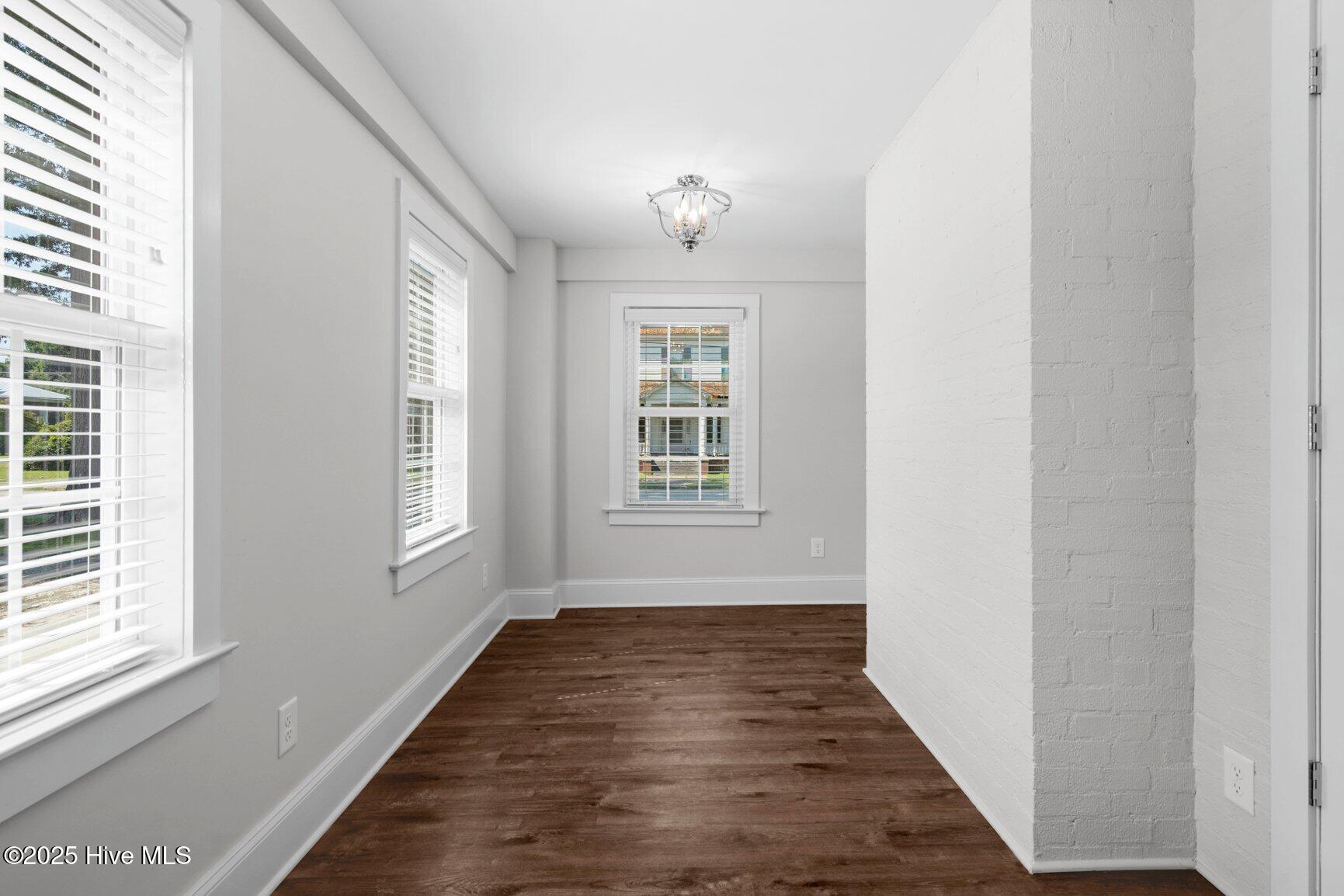 216 Whitfield Street