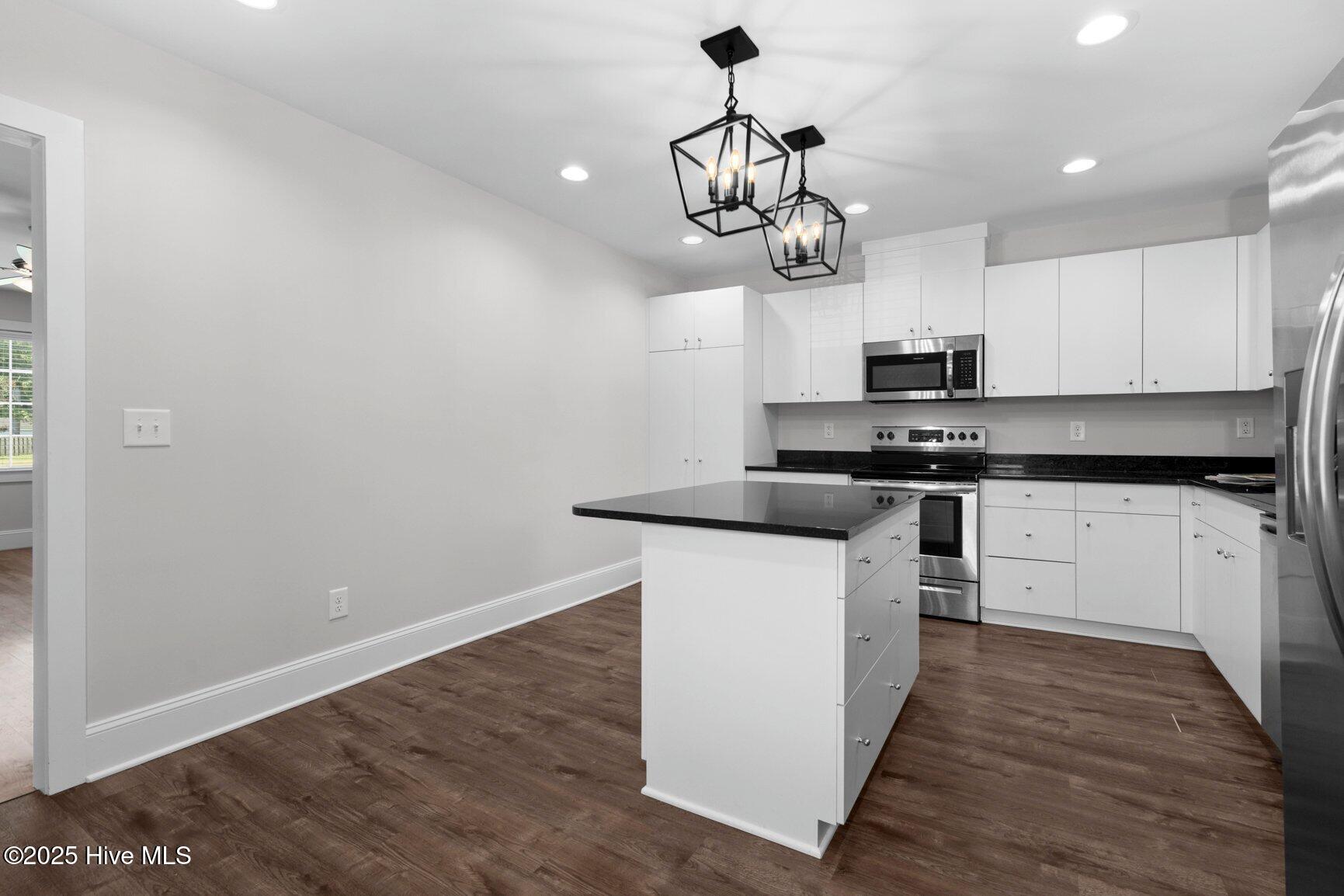 216 Whitfield Street