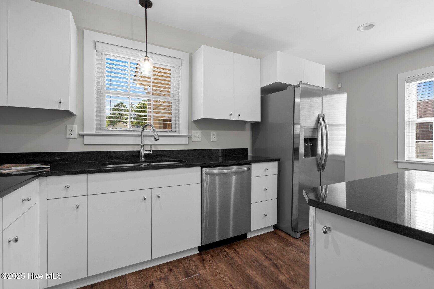 216 Whitfield Street