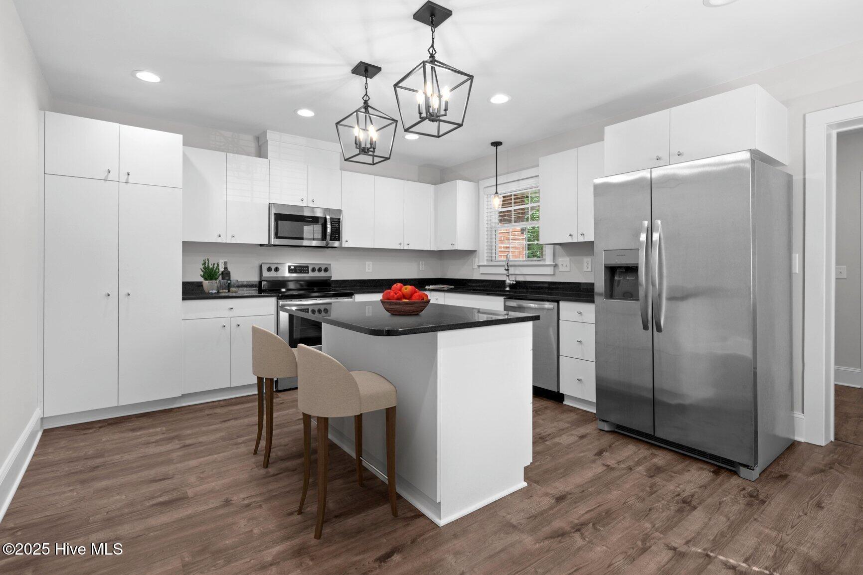 216 Whitfield Street