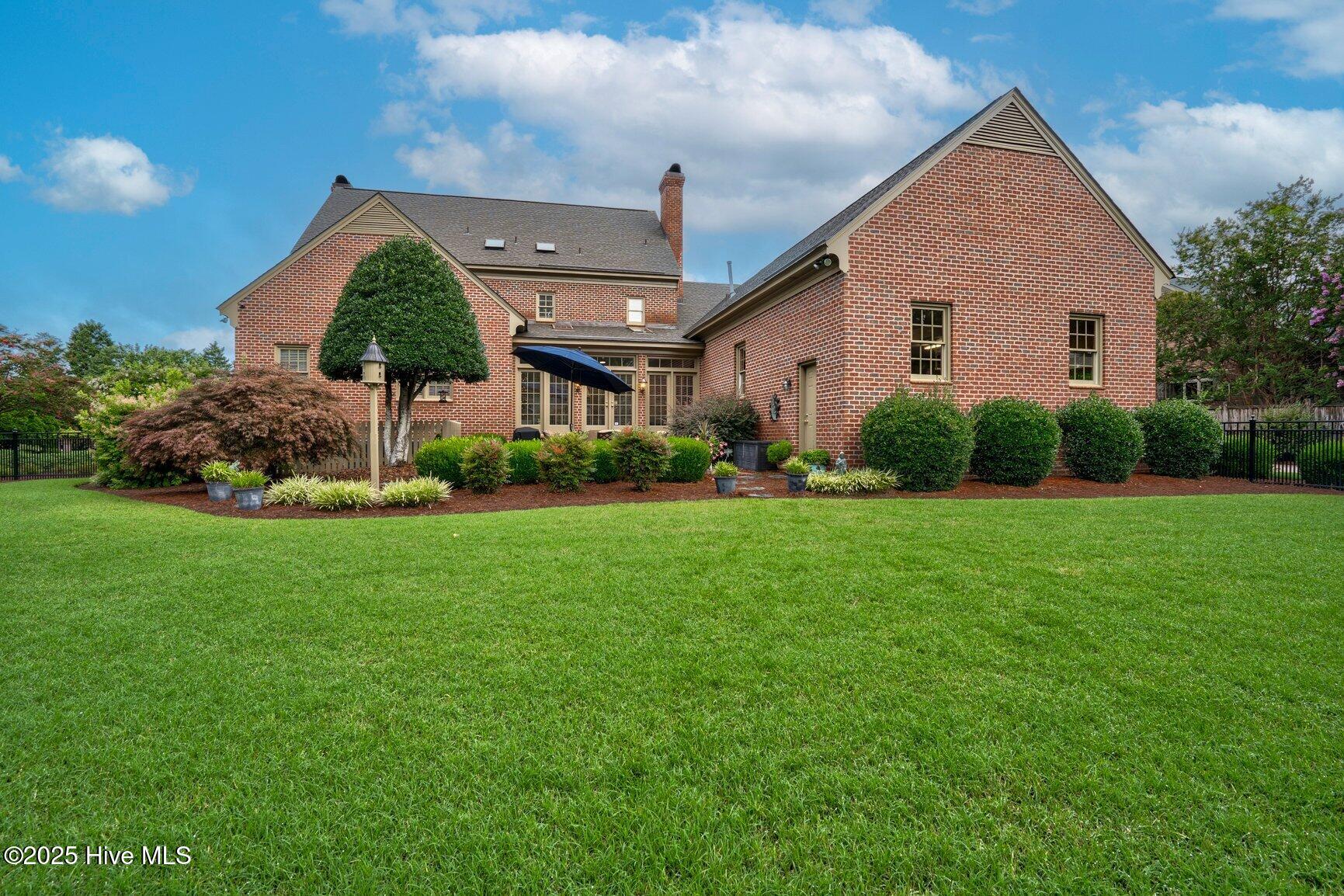 2909 Greystone Drive