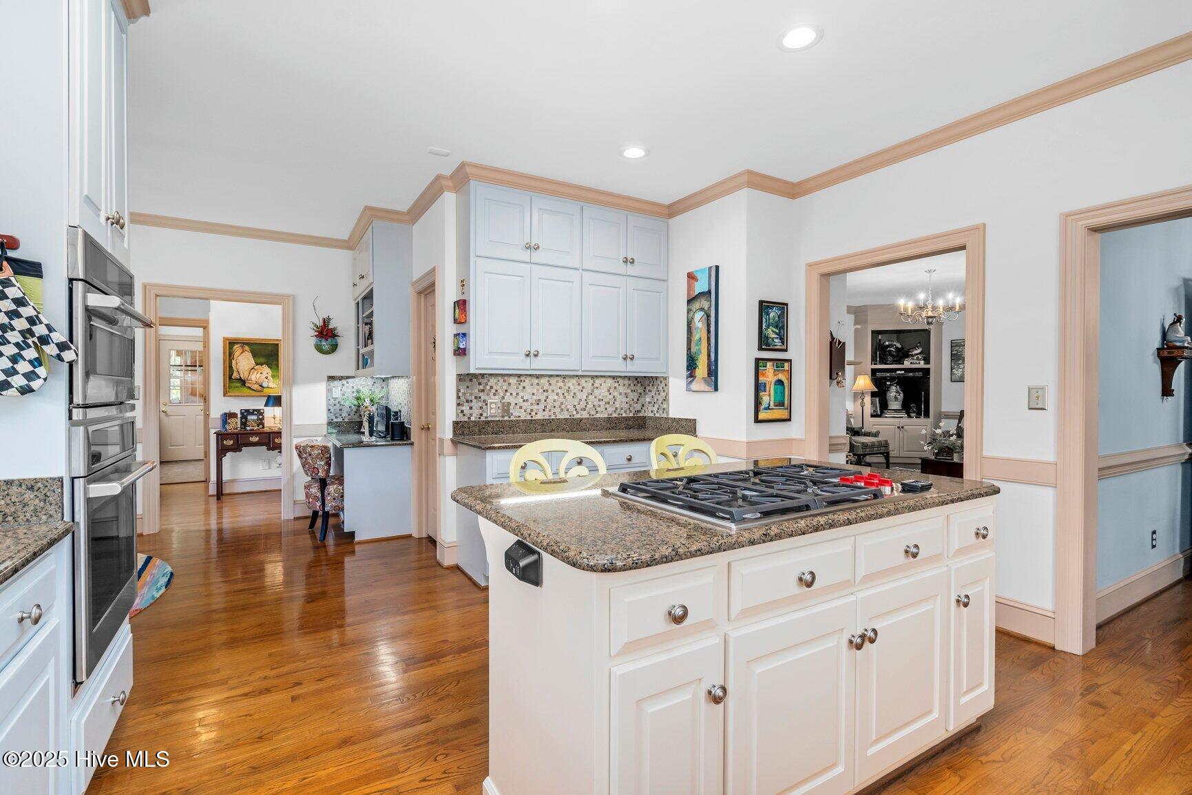 2909 Greystone Drive