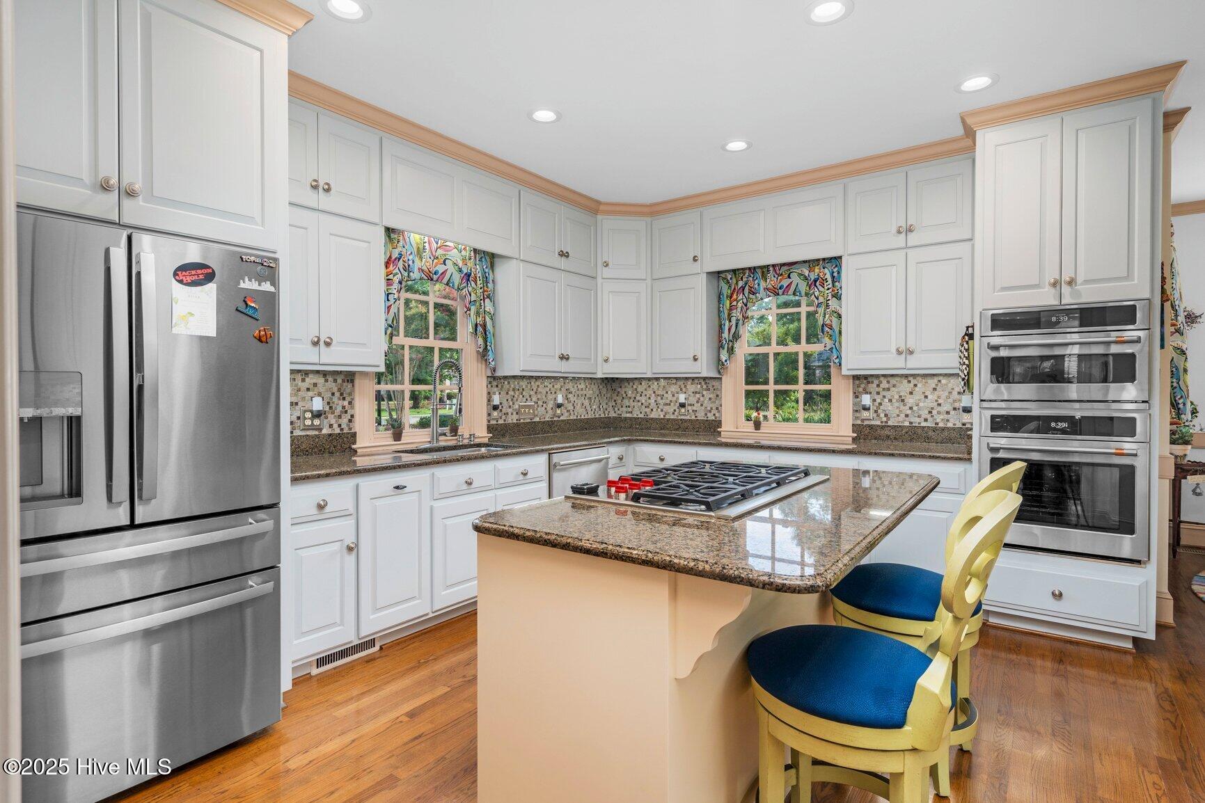 2909 Greystone Drive