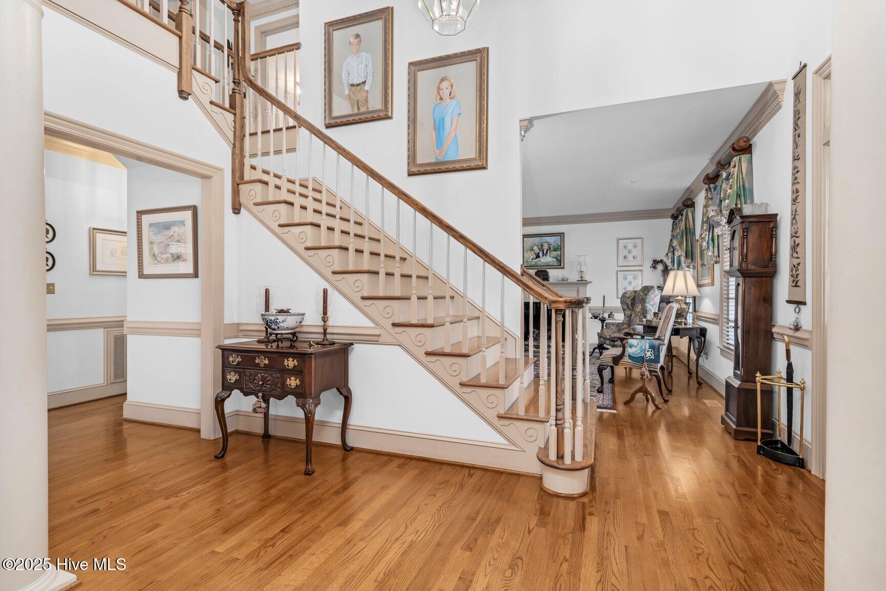 2909 Greystone Drive