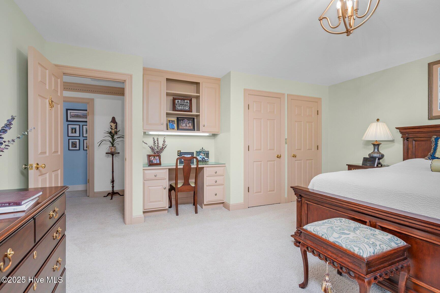 2909 Greystone Drive