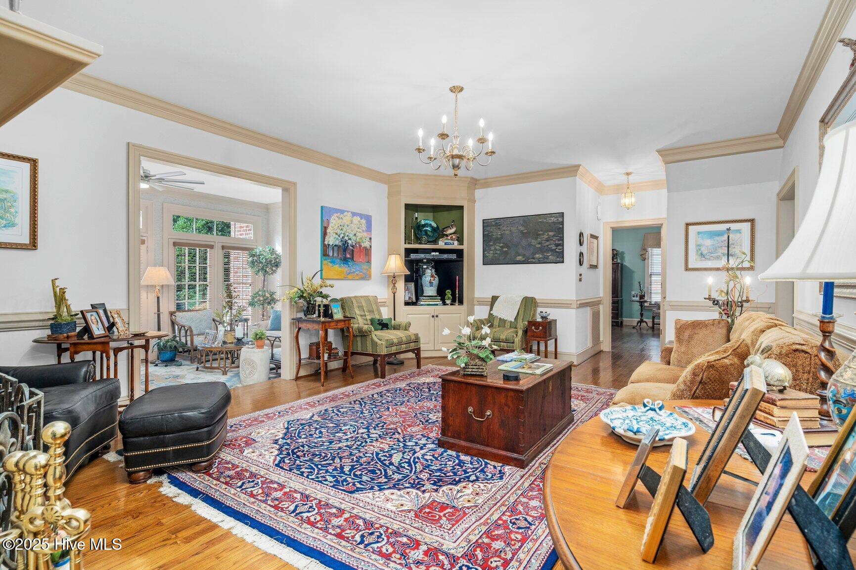 2909 Greystone Drive