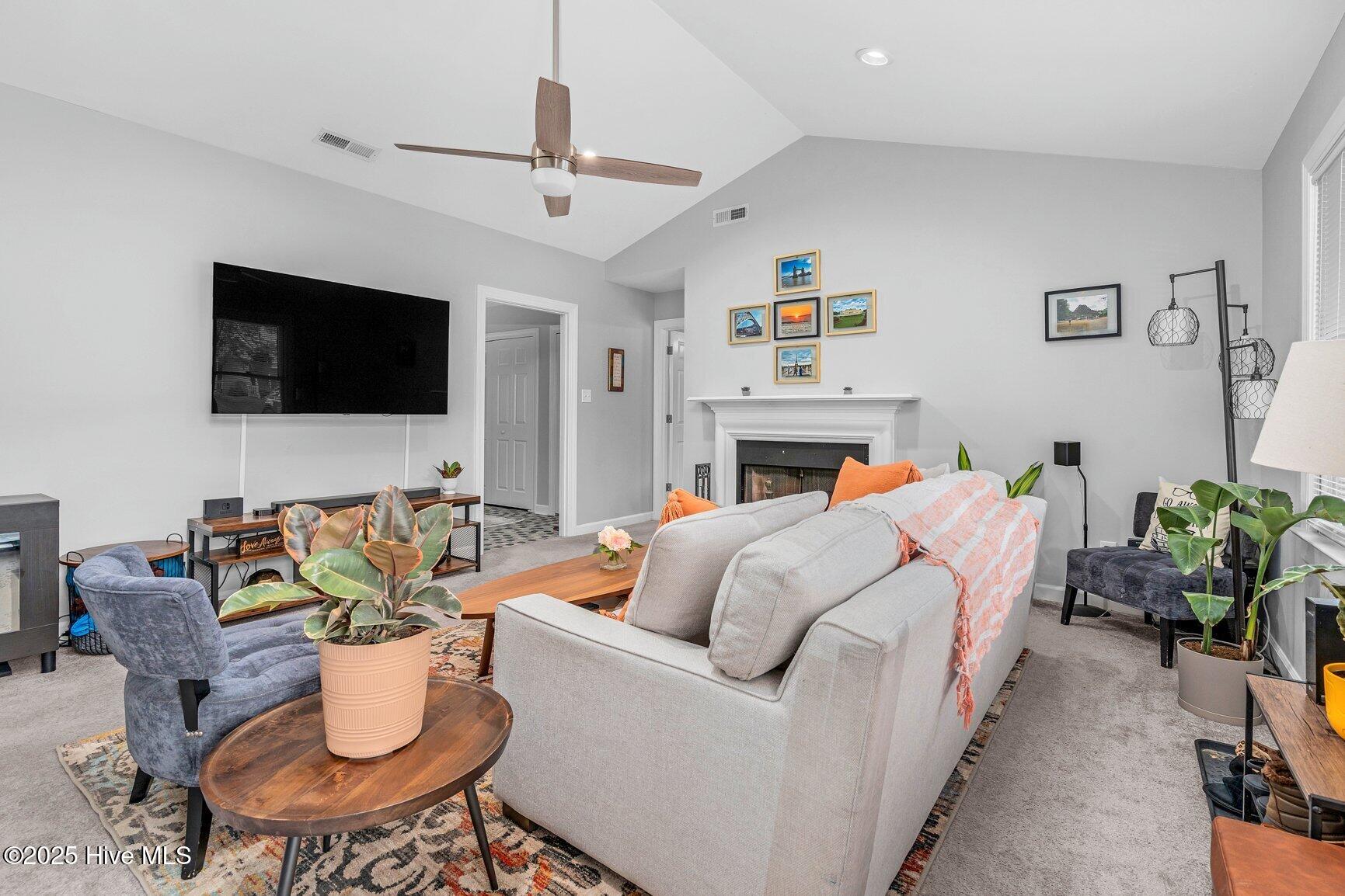 1016 Southbriar Drive