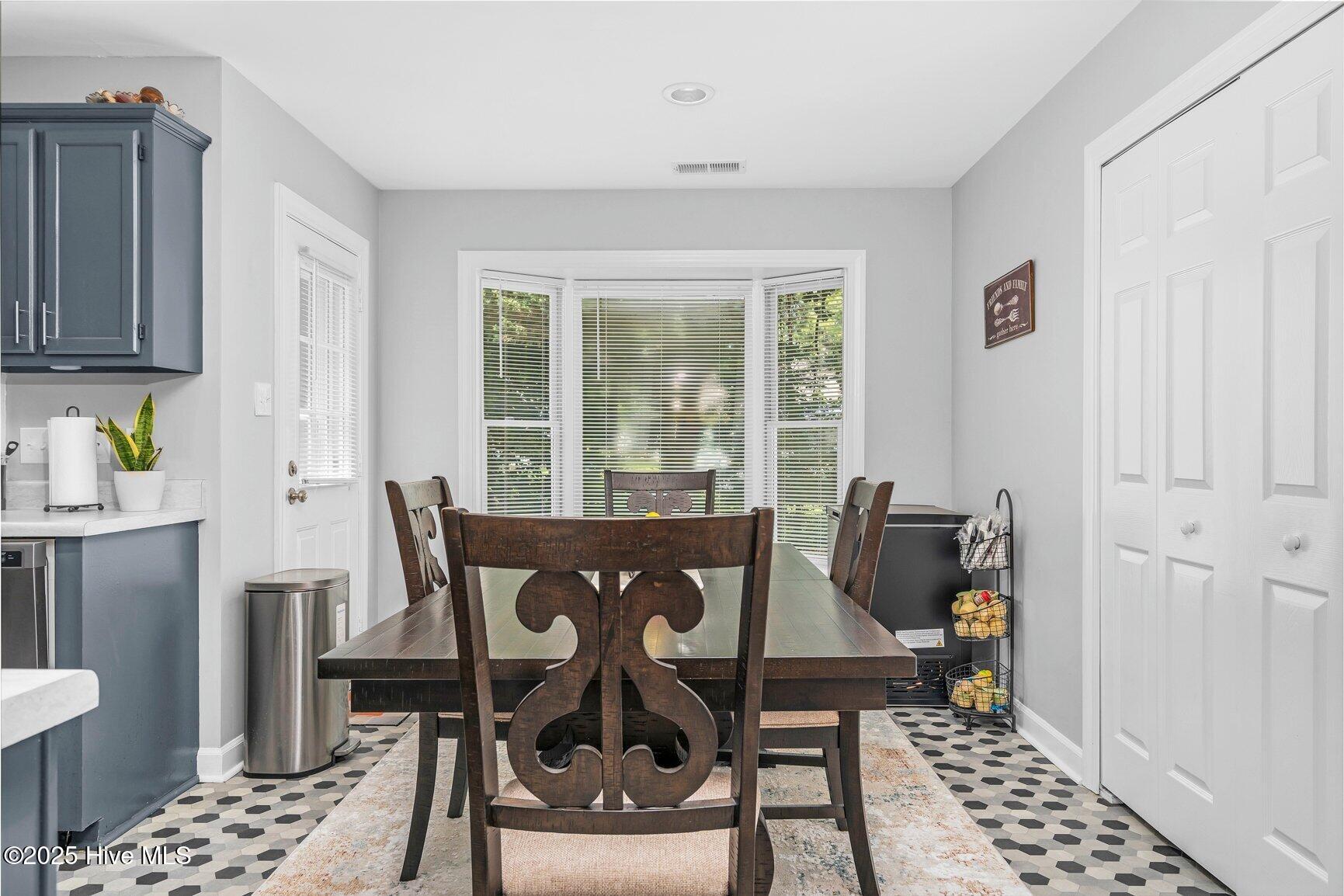 1016 Southbriar Drive