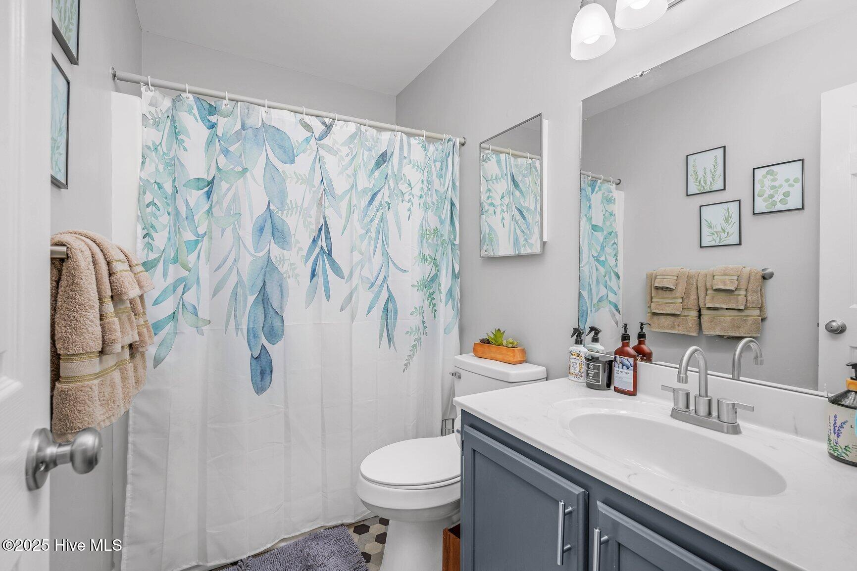 1016 Southbriar Drive