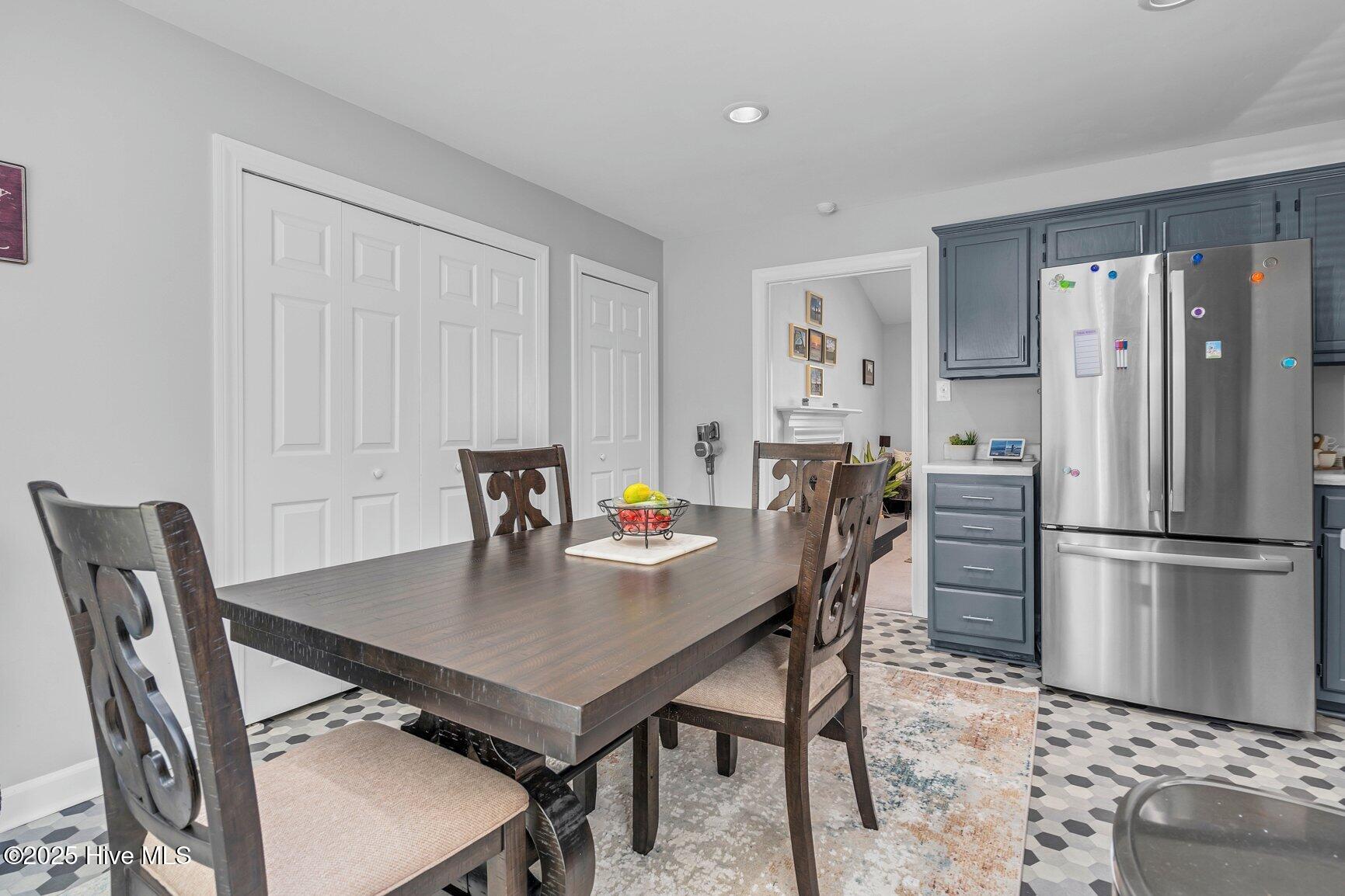 1016 Southbriar Drive