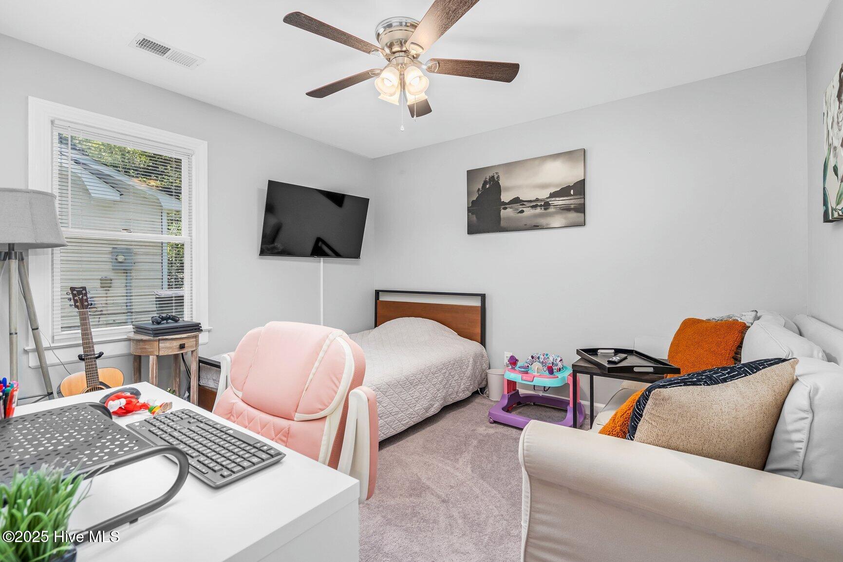 1016 Southbriar Drive