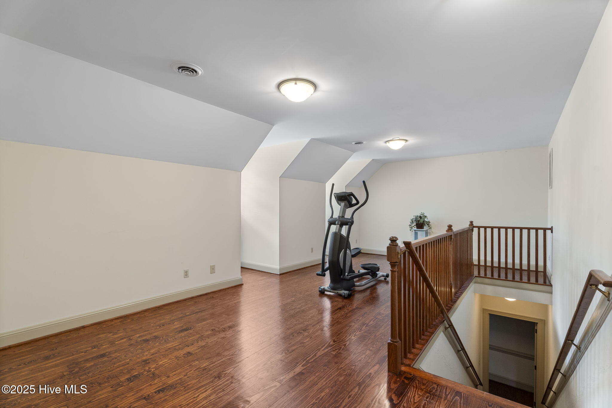 1717 Country Club Road