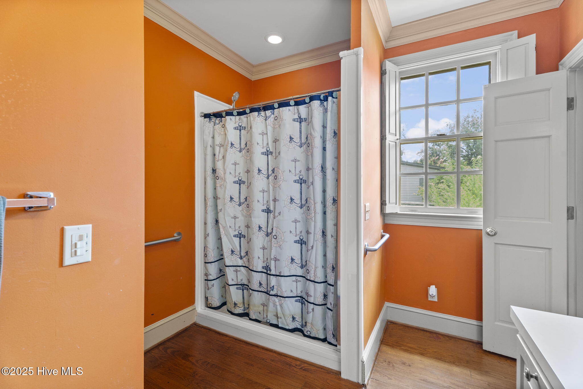 1717 Country Club Road