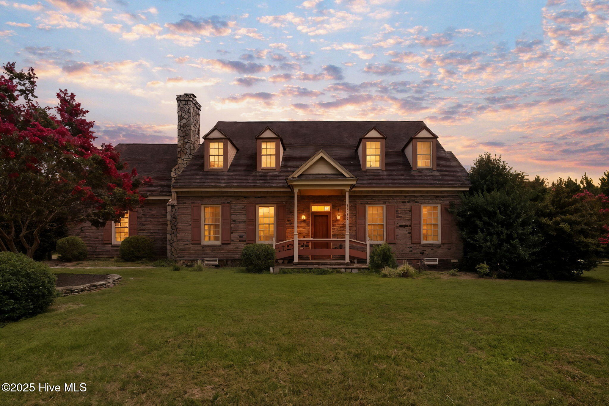 1717 Country Club Road