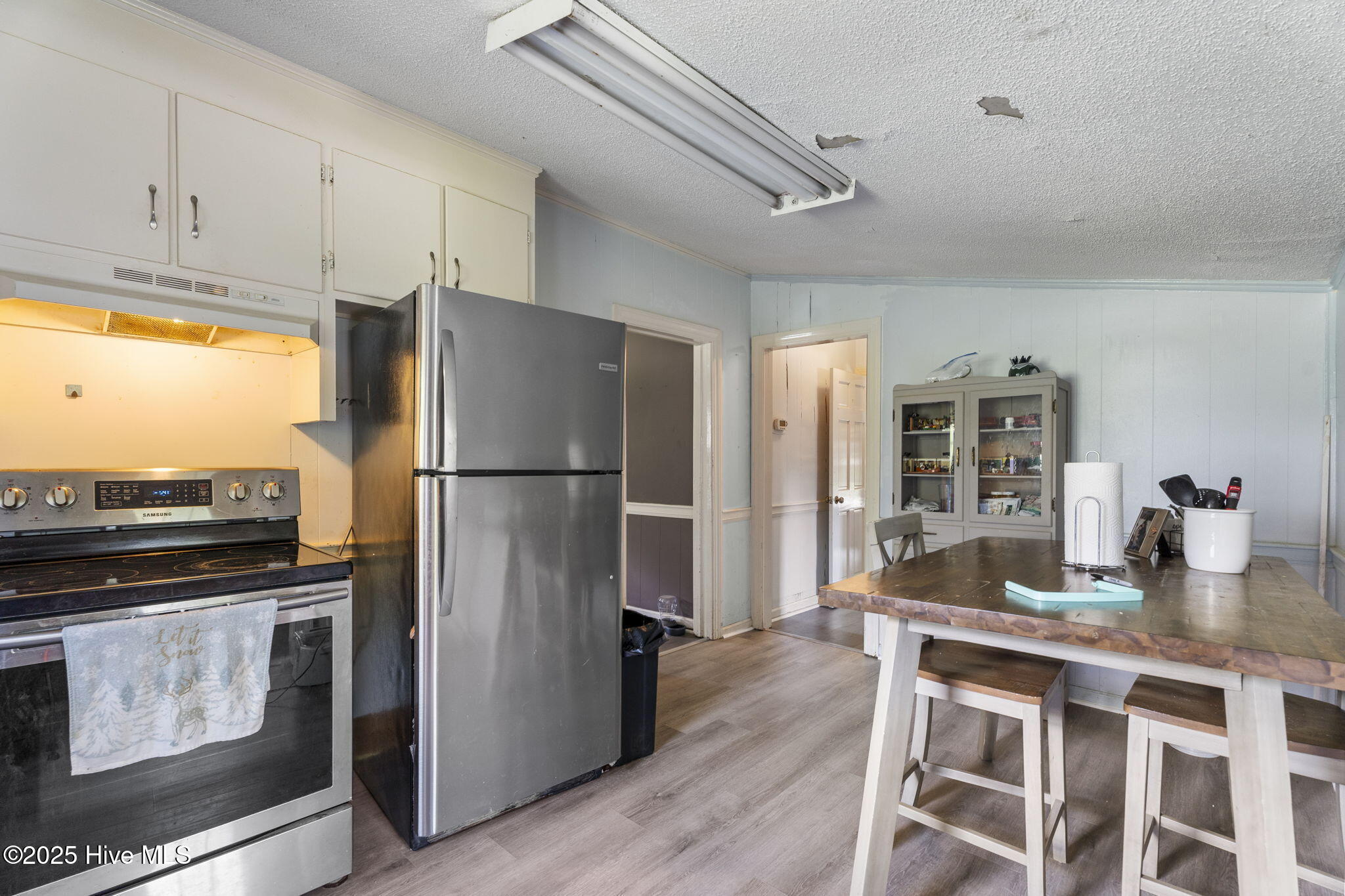 1717 Country Club Road