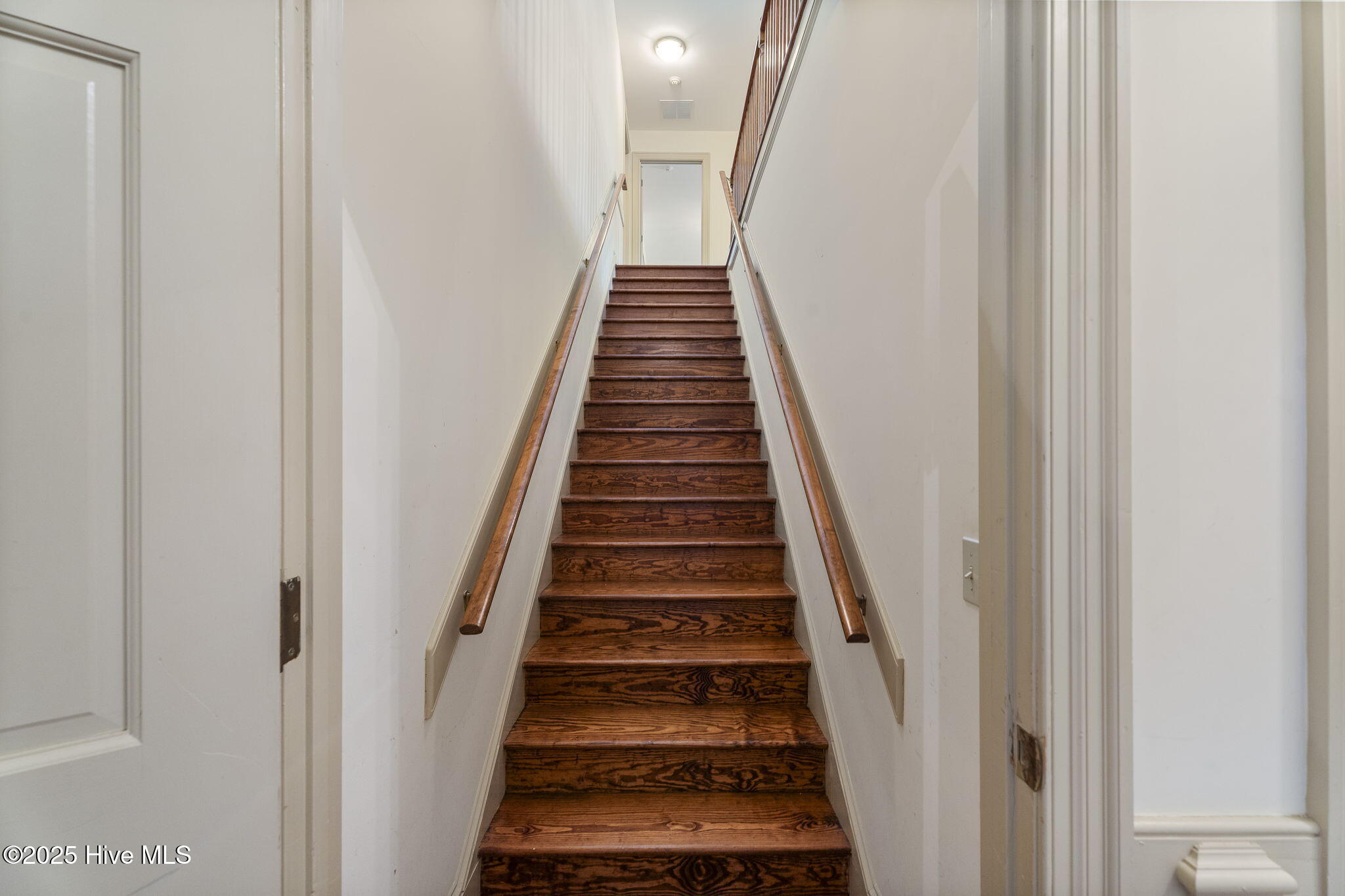 1717 Country Club Road