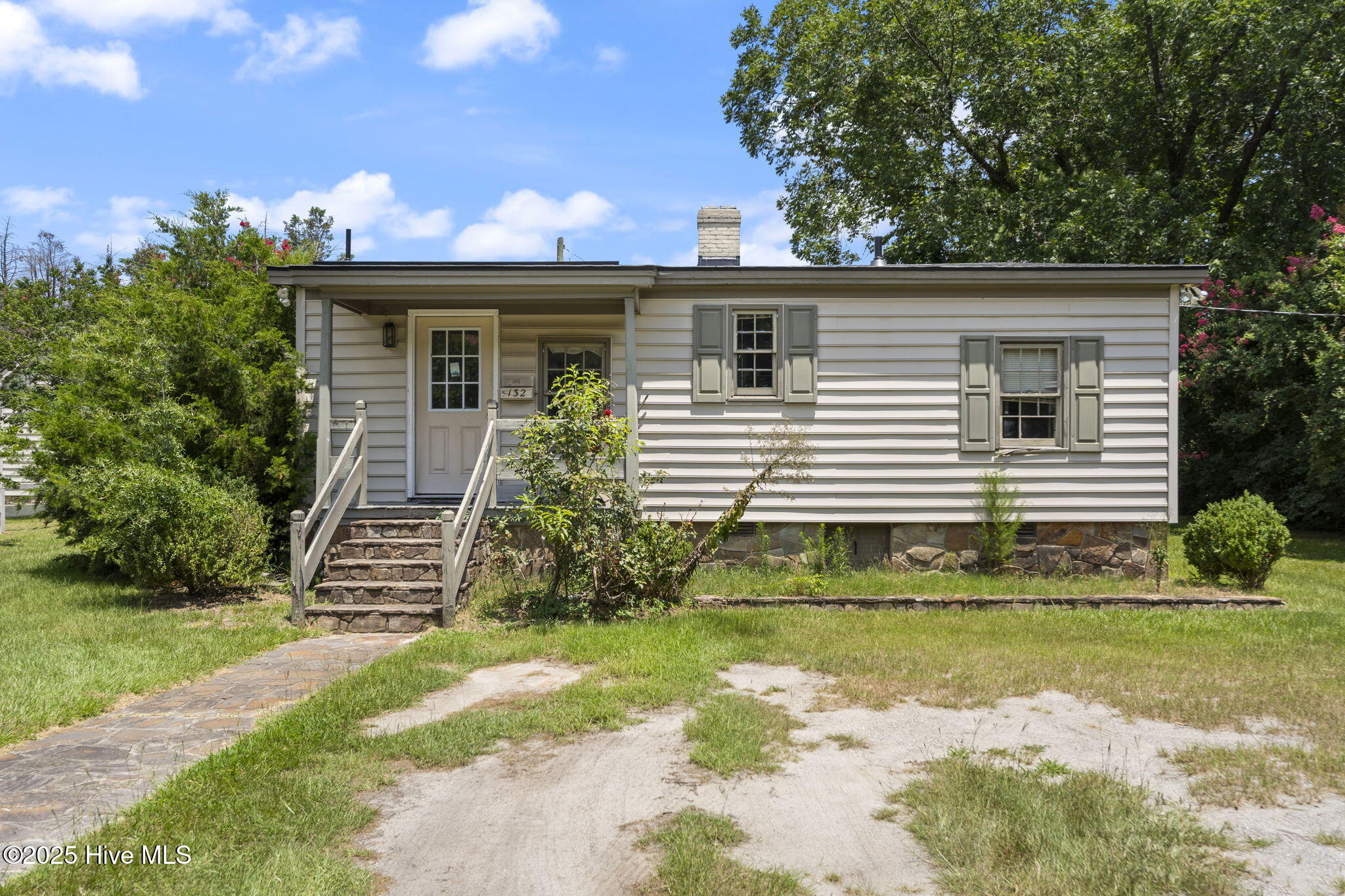 1717 Country Club Road