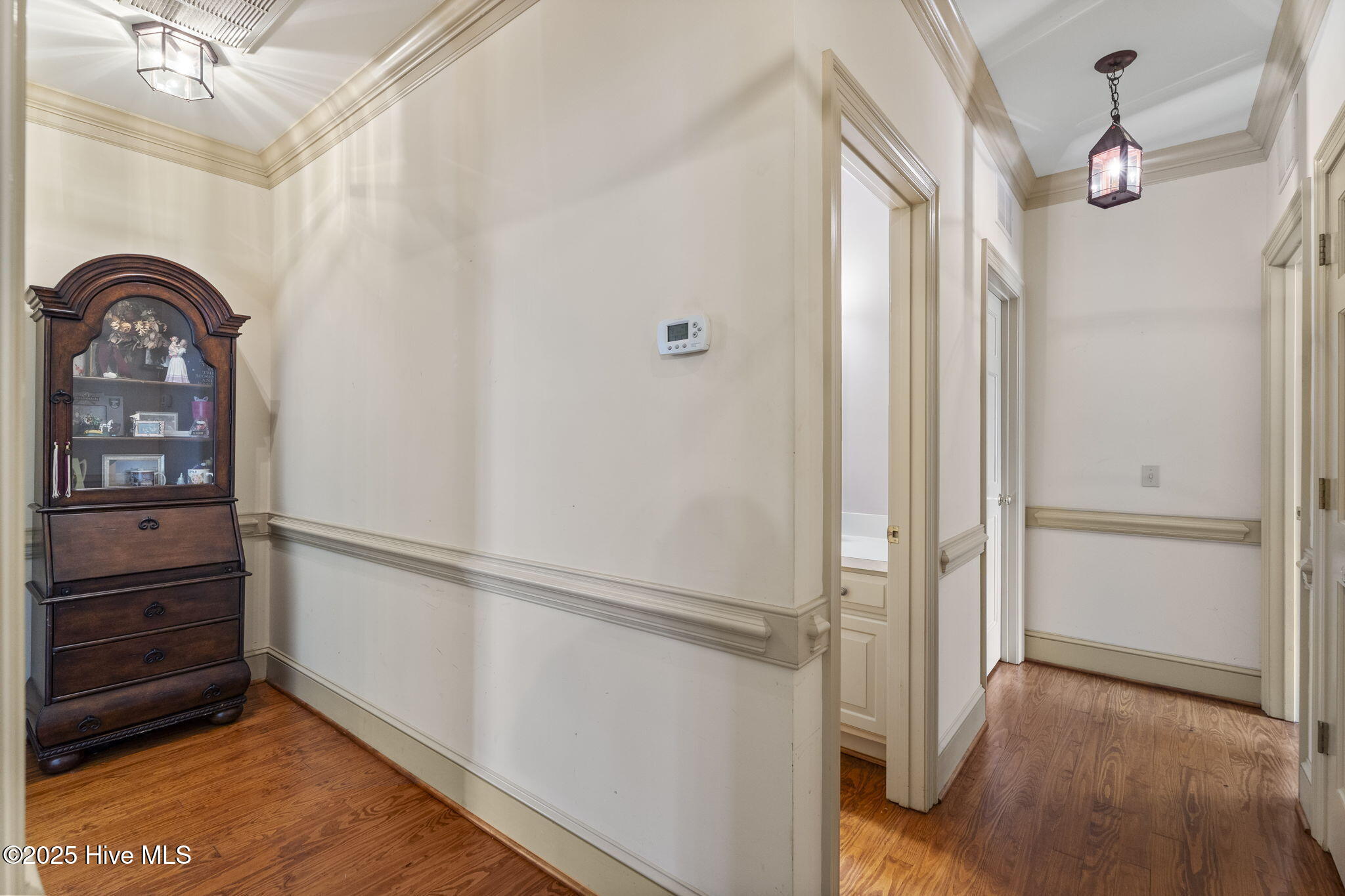 1717 Country Club Road