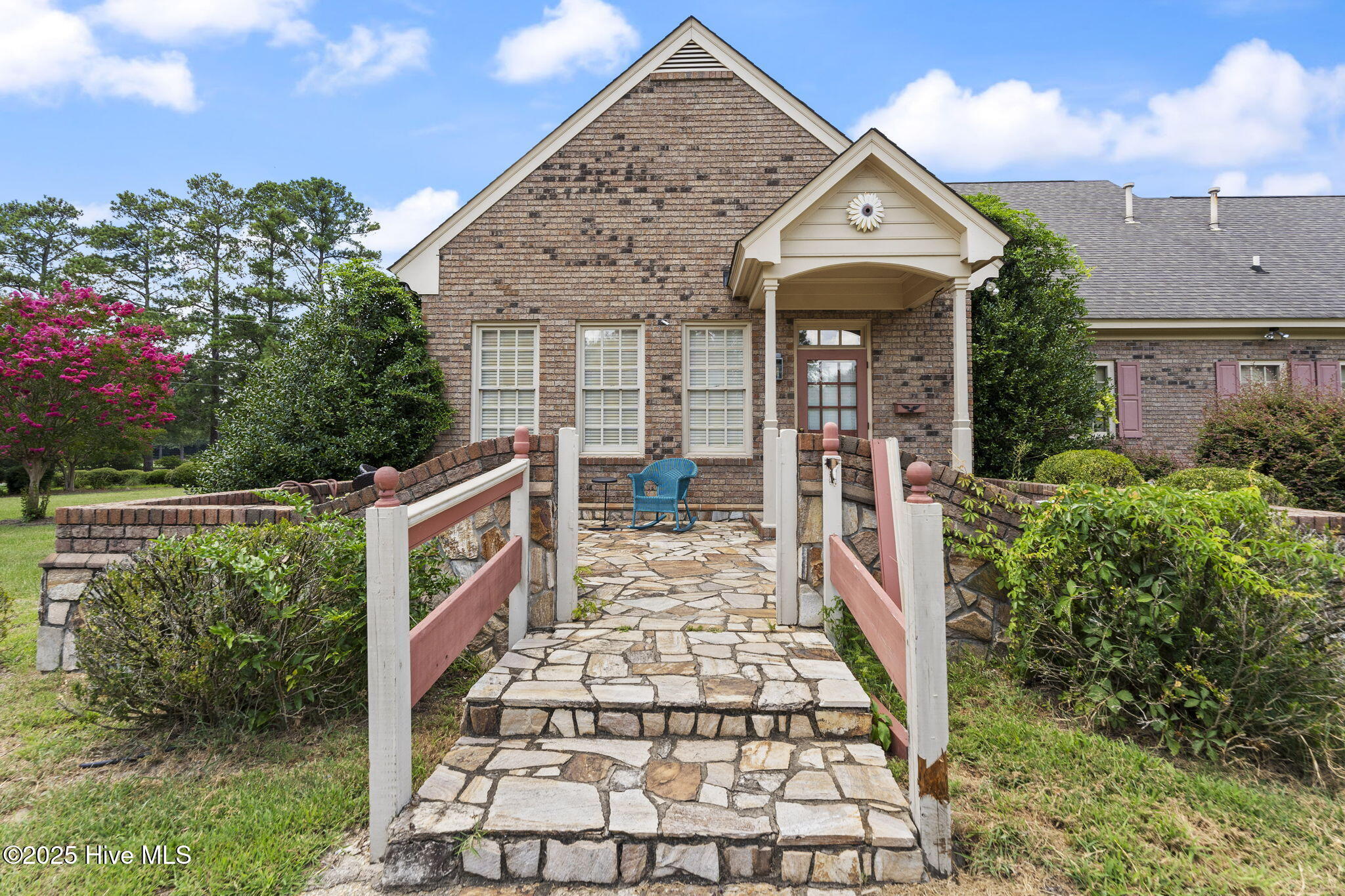 1717 Country Club Road