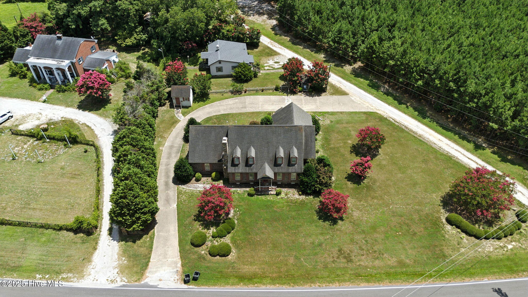 1717 Country Club Road