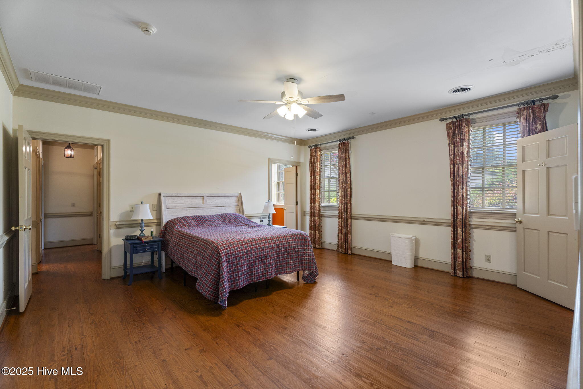 1717 Country Club Road