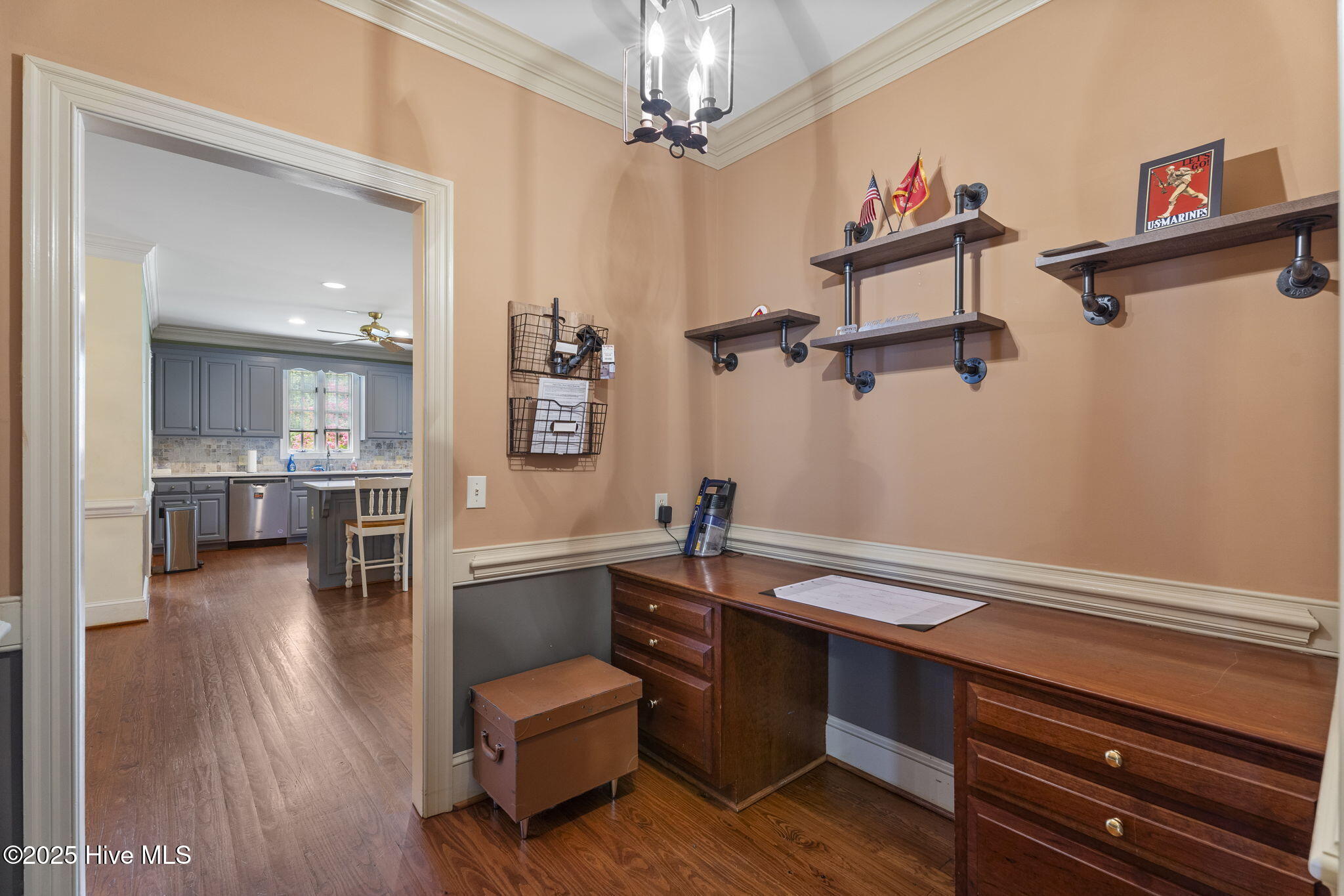 1717 Country Club Road