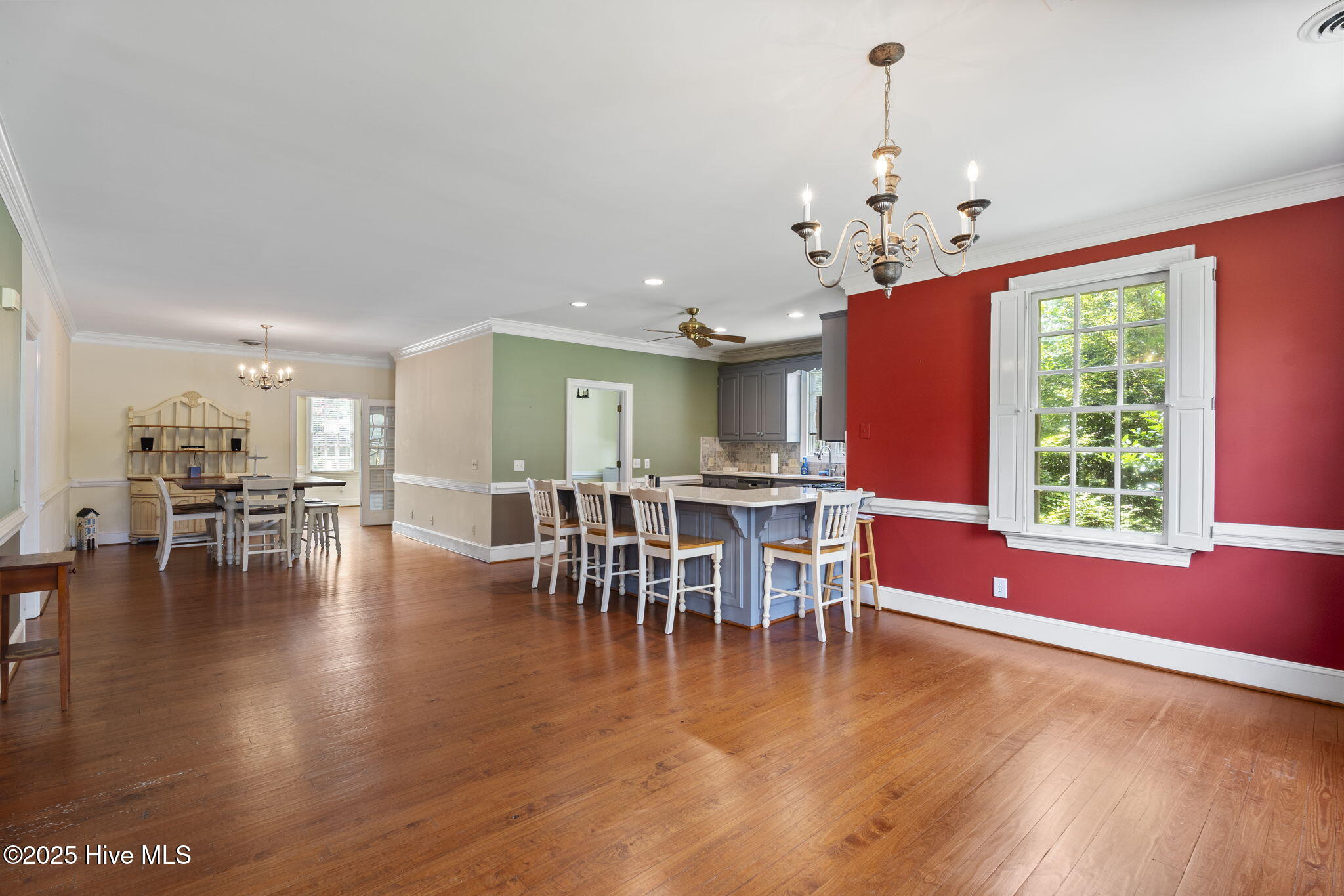 1717 Country Club Road