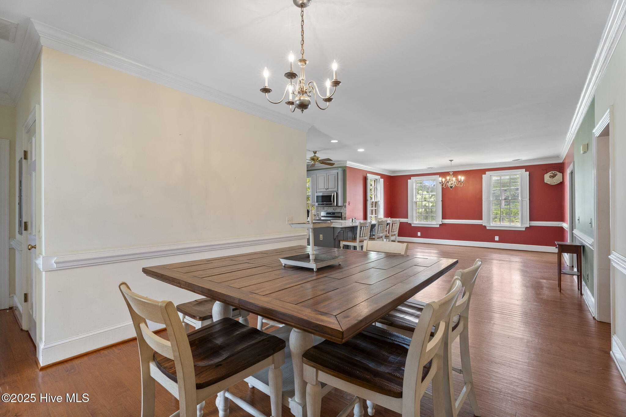 1717 Country Club Road