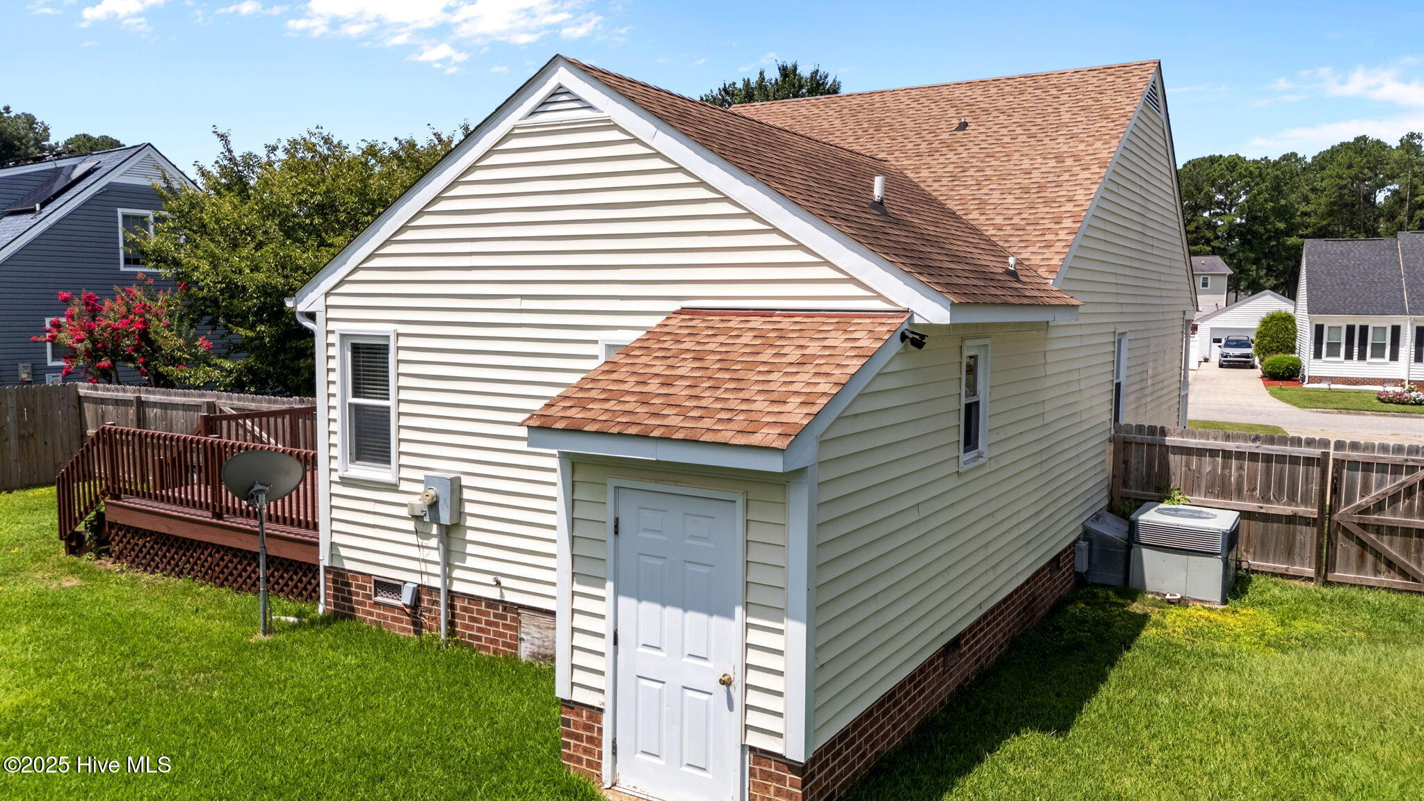 105 Barrington Court