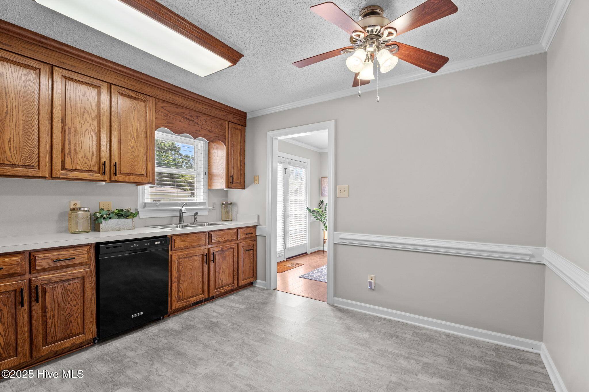 105 Barrington Court