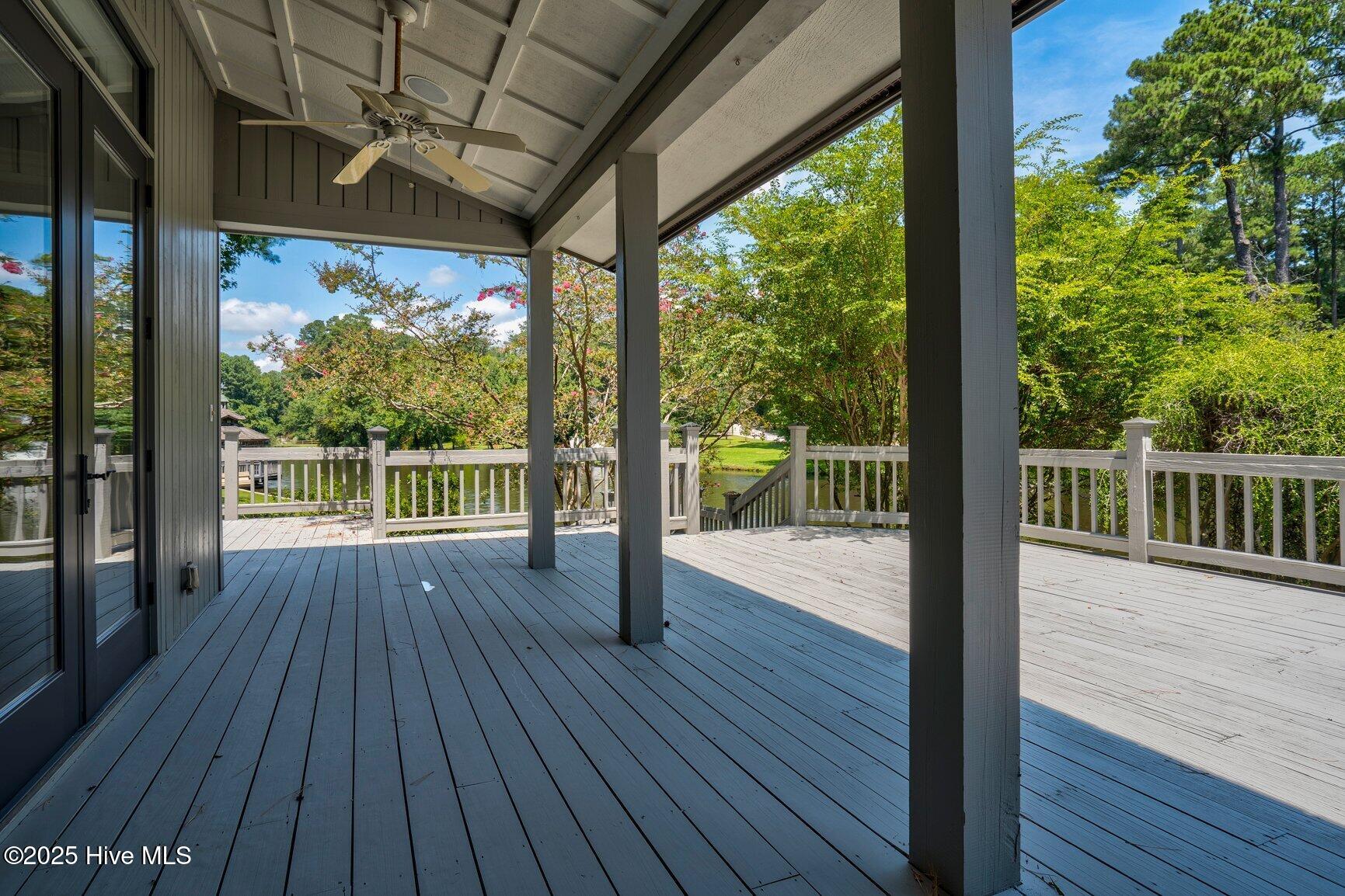 17 Merganser Cove