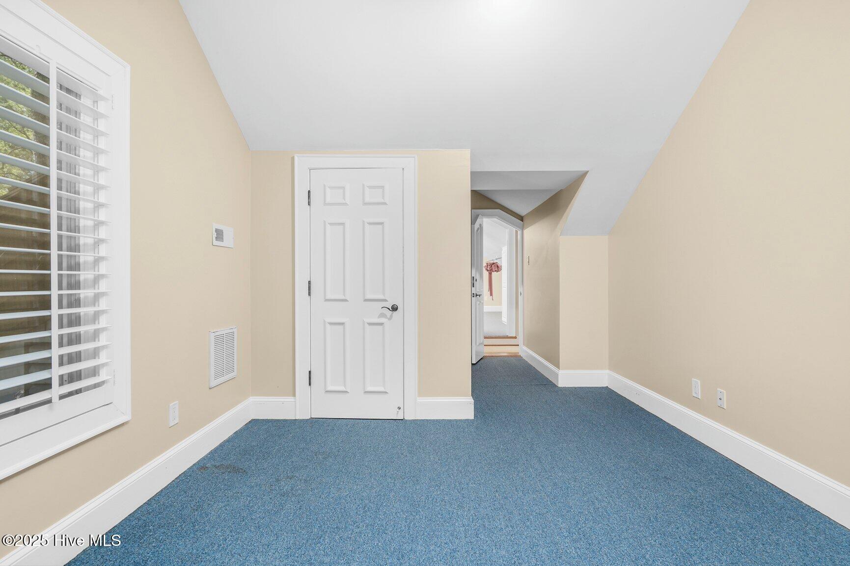 17 Merganser Cove