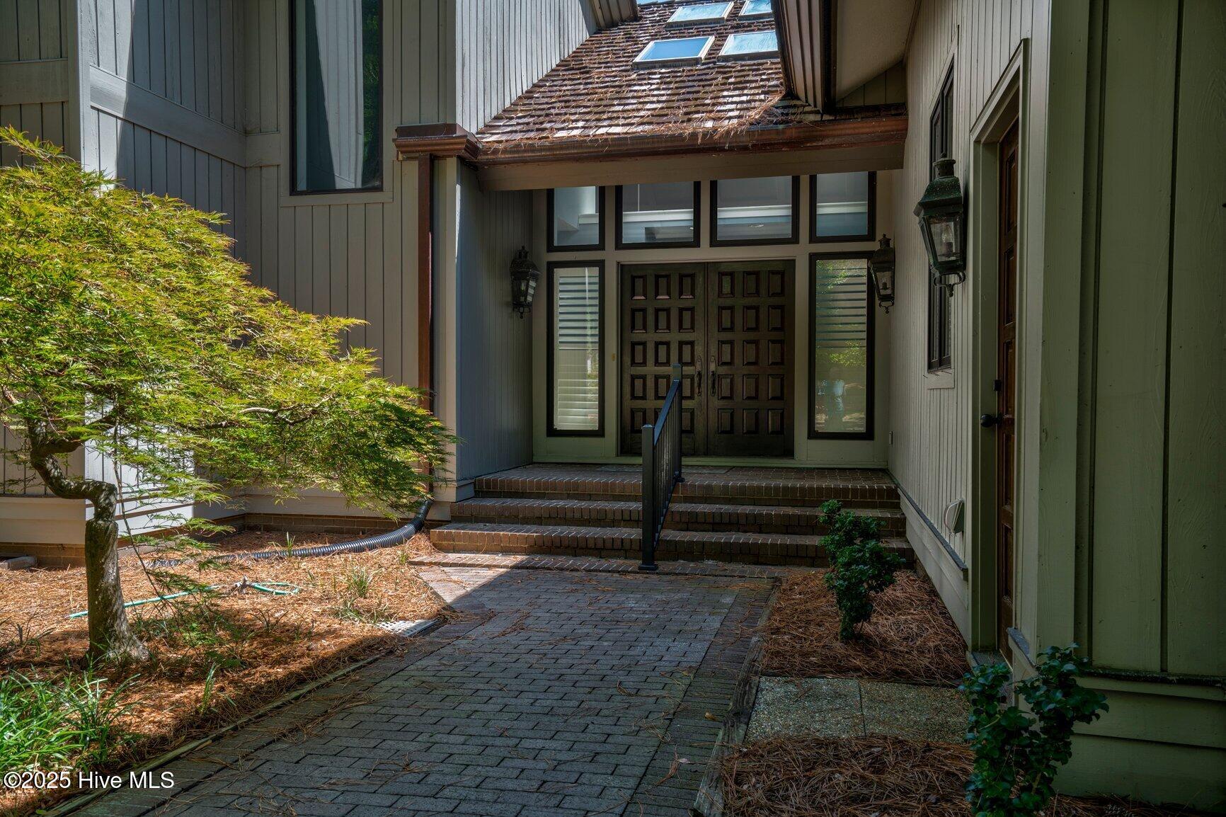 17 Merganser Cove