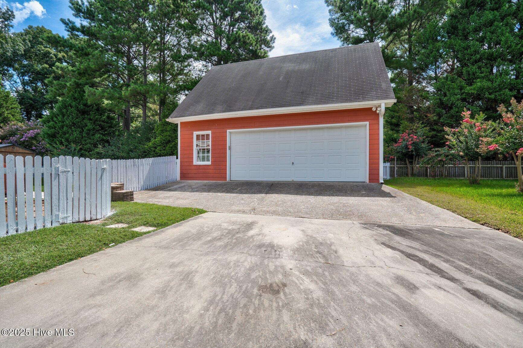 4009 Brassfield Drive