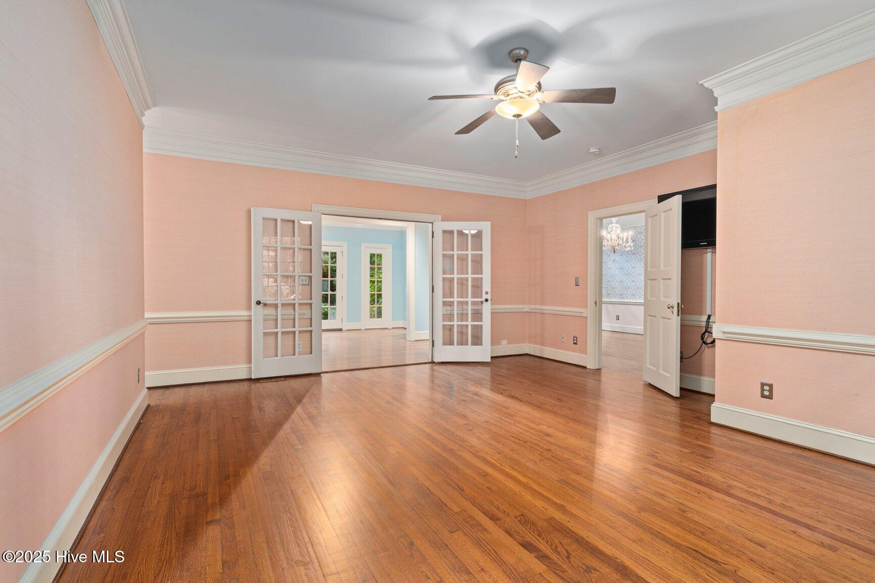 3811 Woodlawn Road