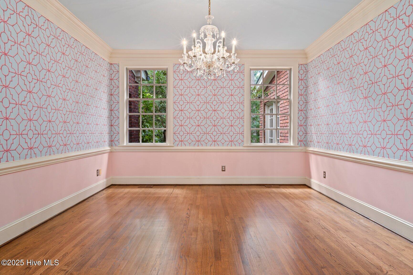 3811 Woodlawn Road