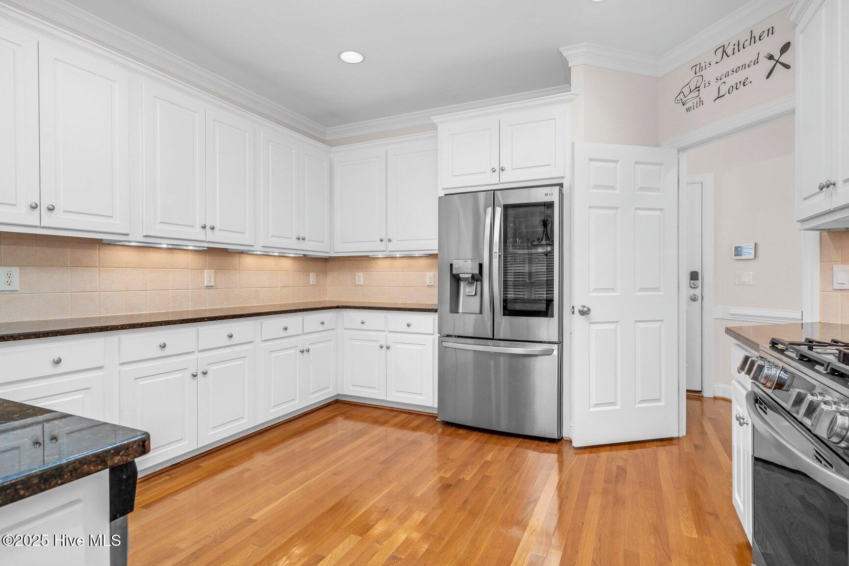 1119 Falling River Walk