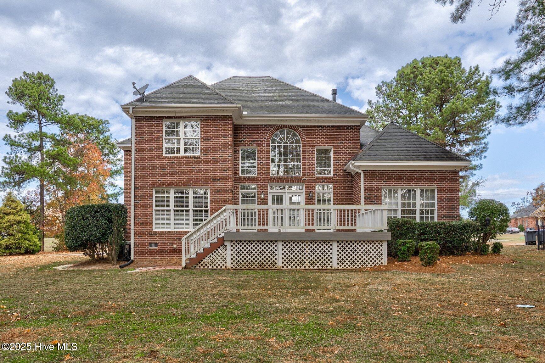 1119 Falling River Walk